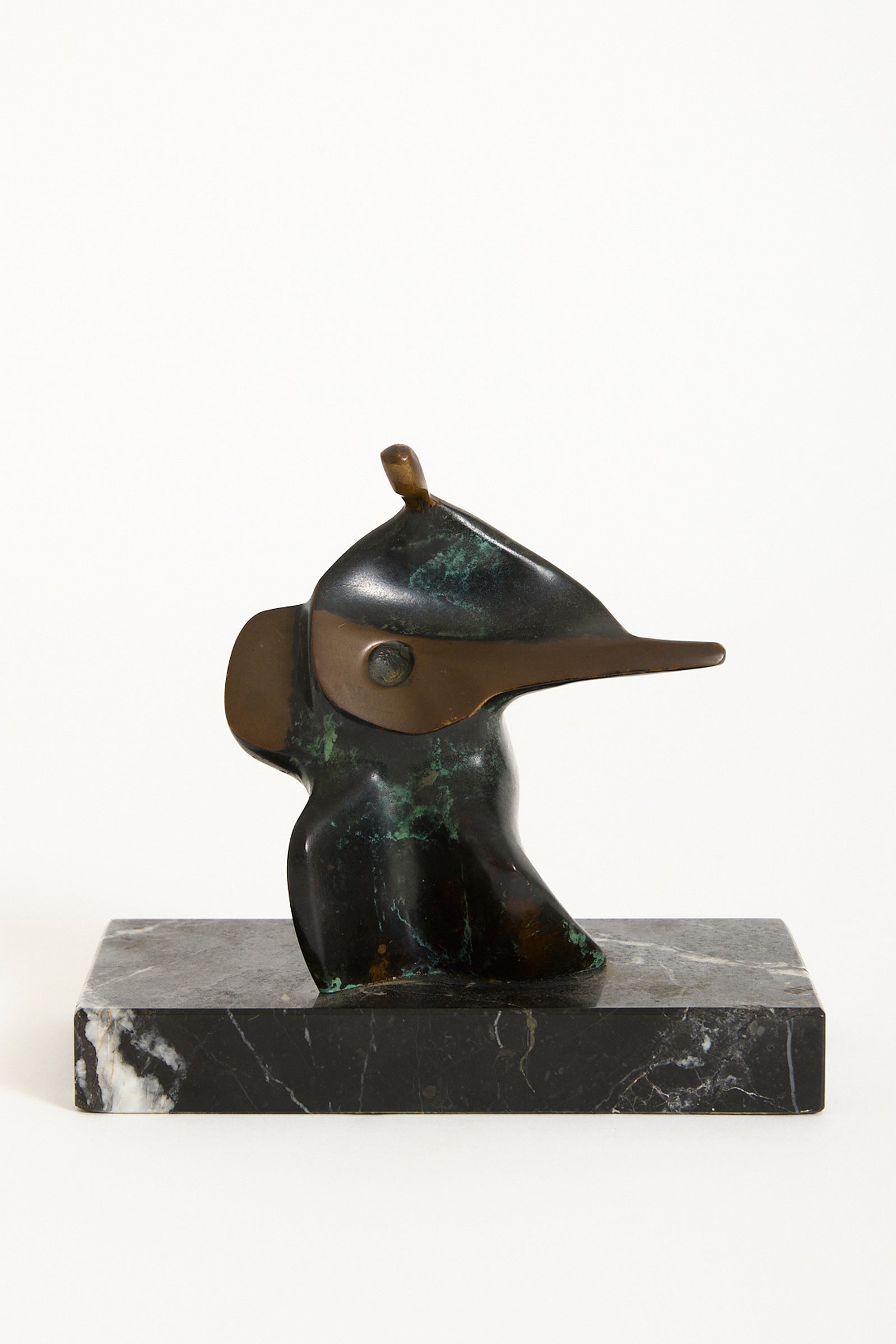 10000- Bronze Sculpture of a Zither player