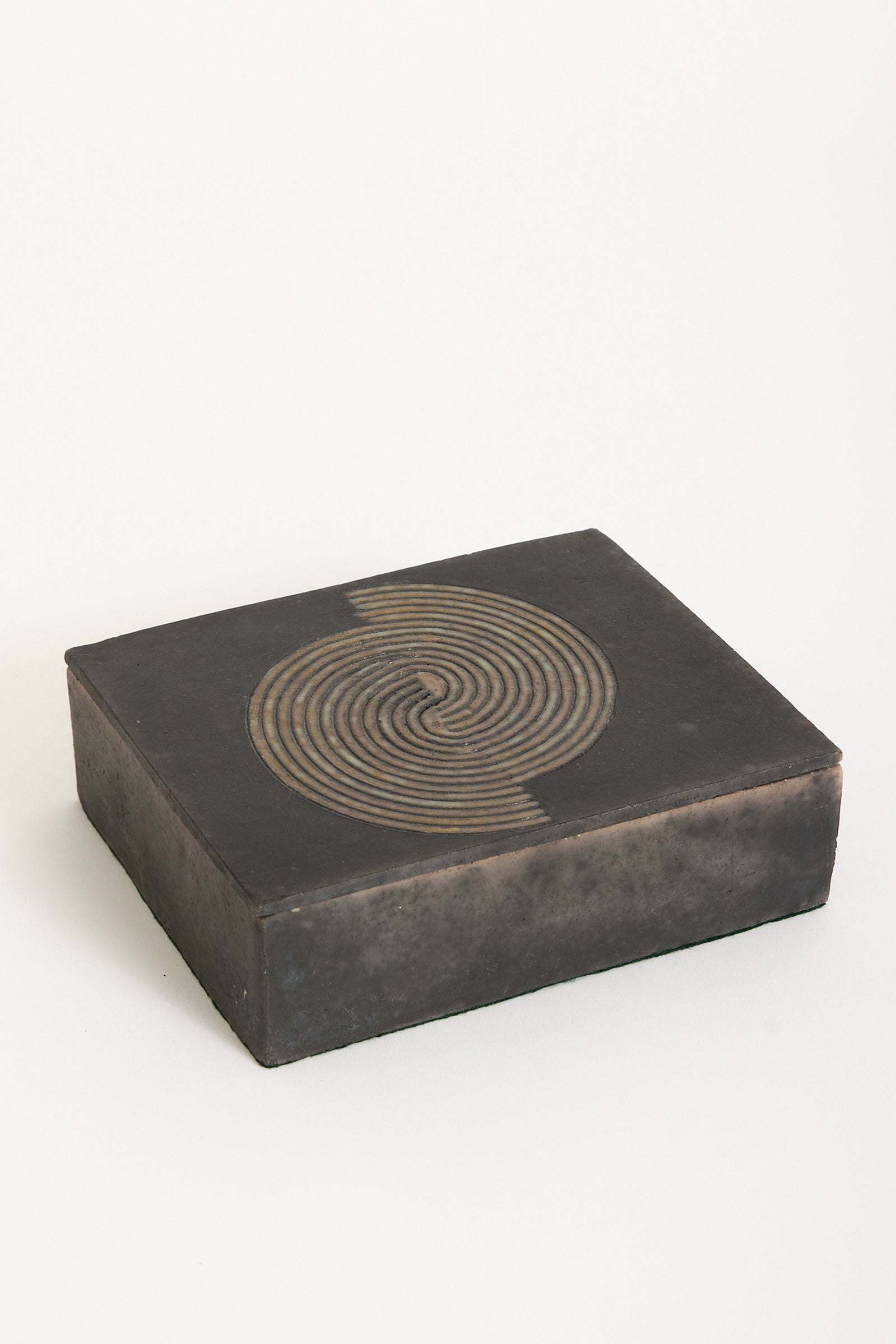 10012- Ceramic Box