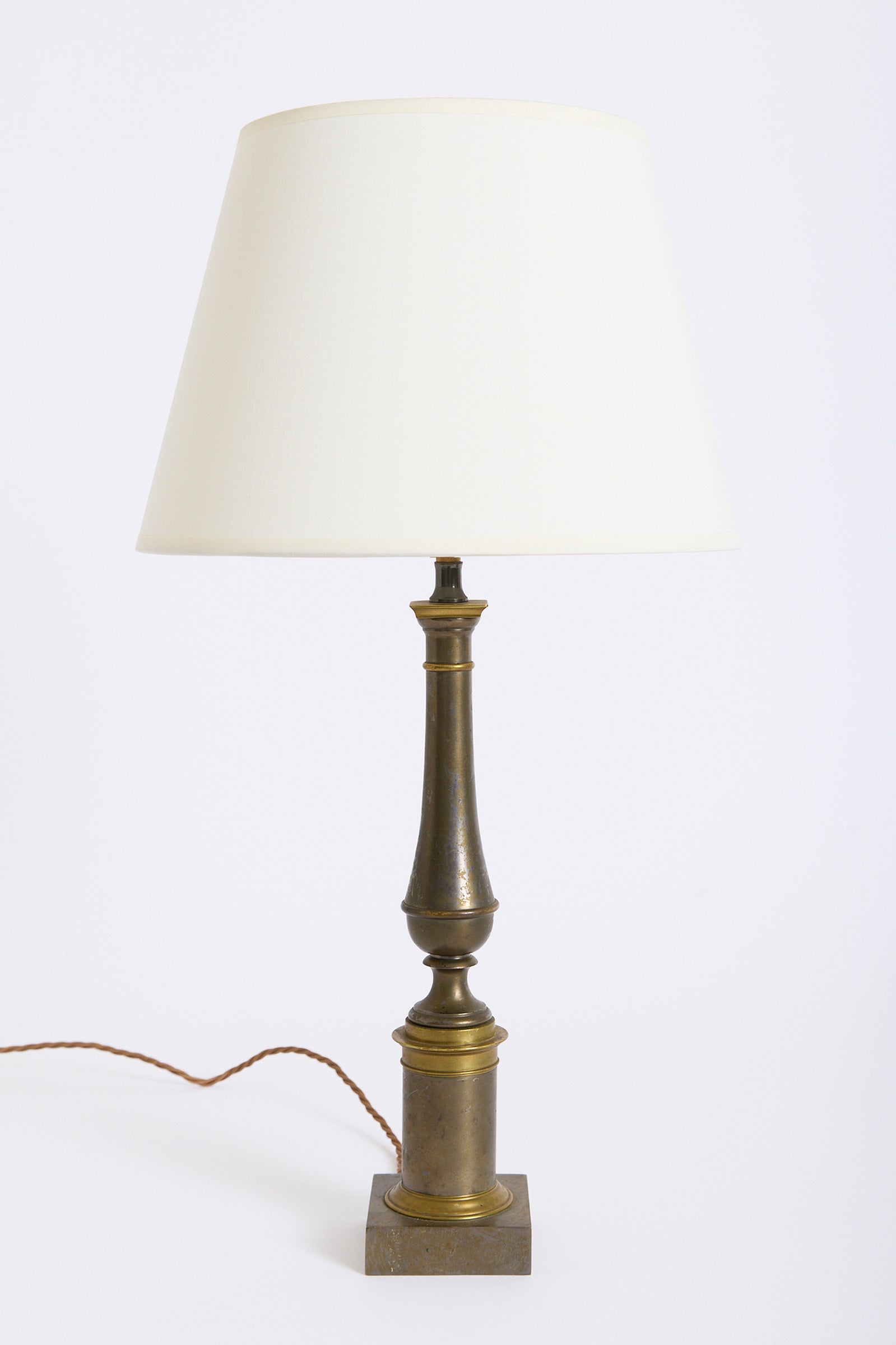 10061- Neoclassical Table Lamp