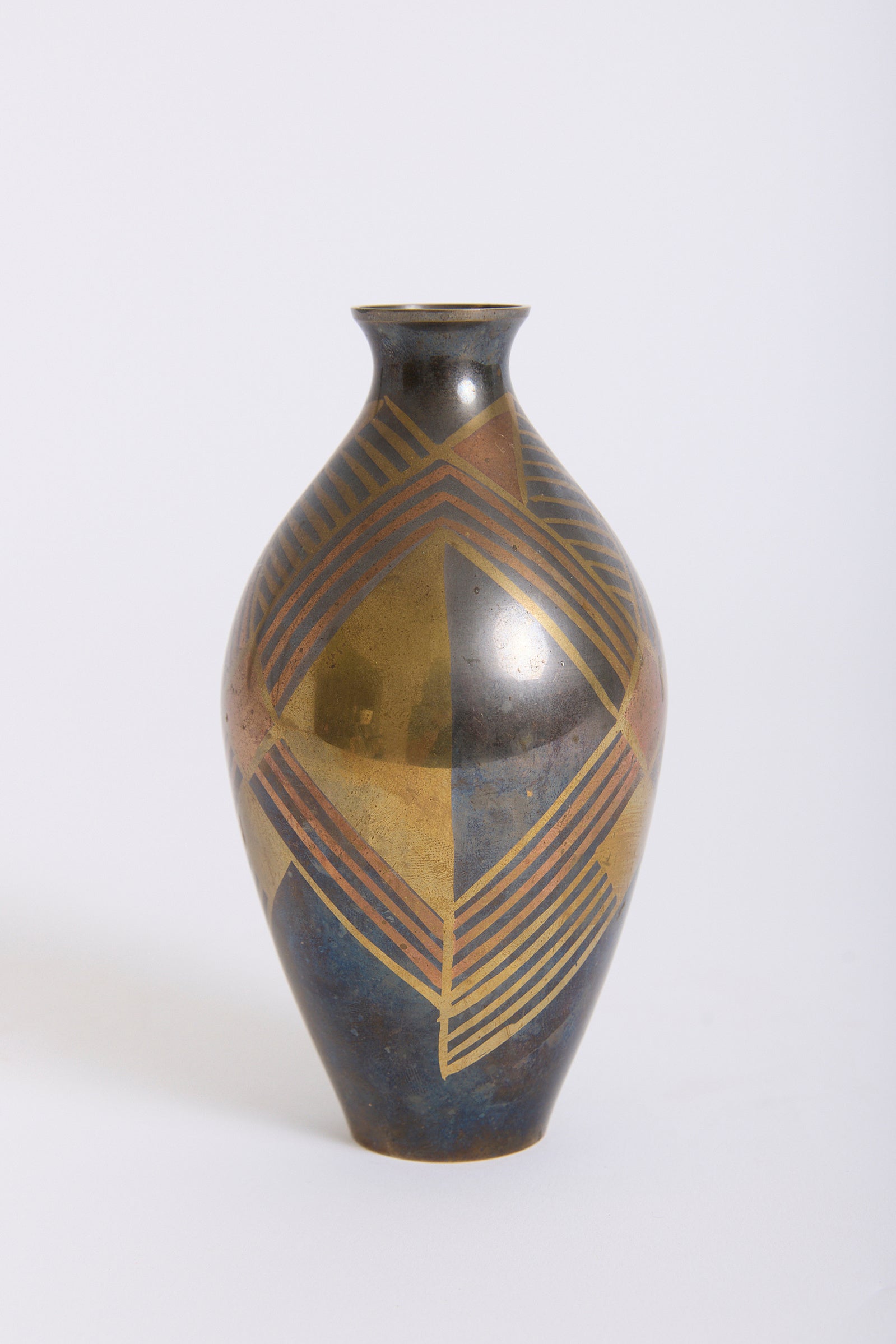 10109- Dinanderie Vase
