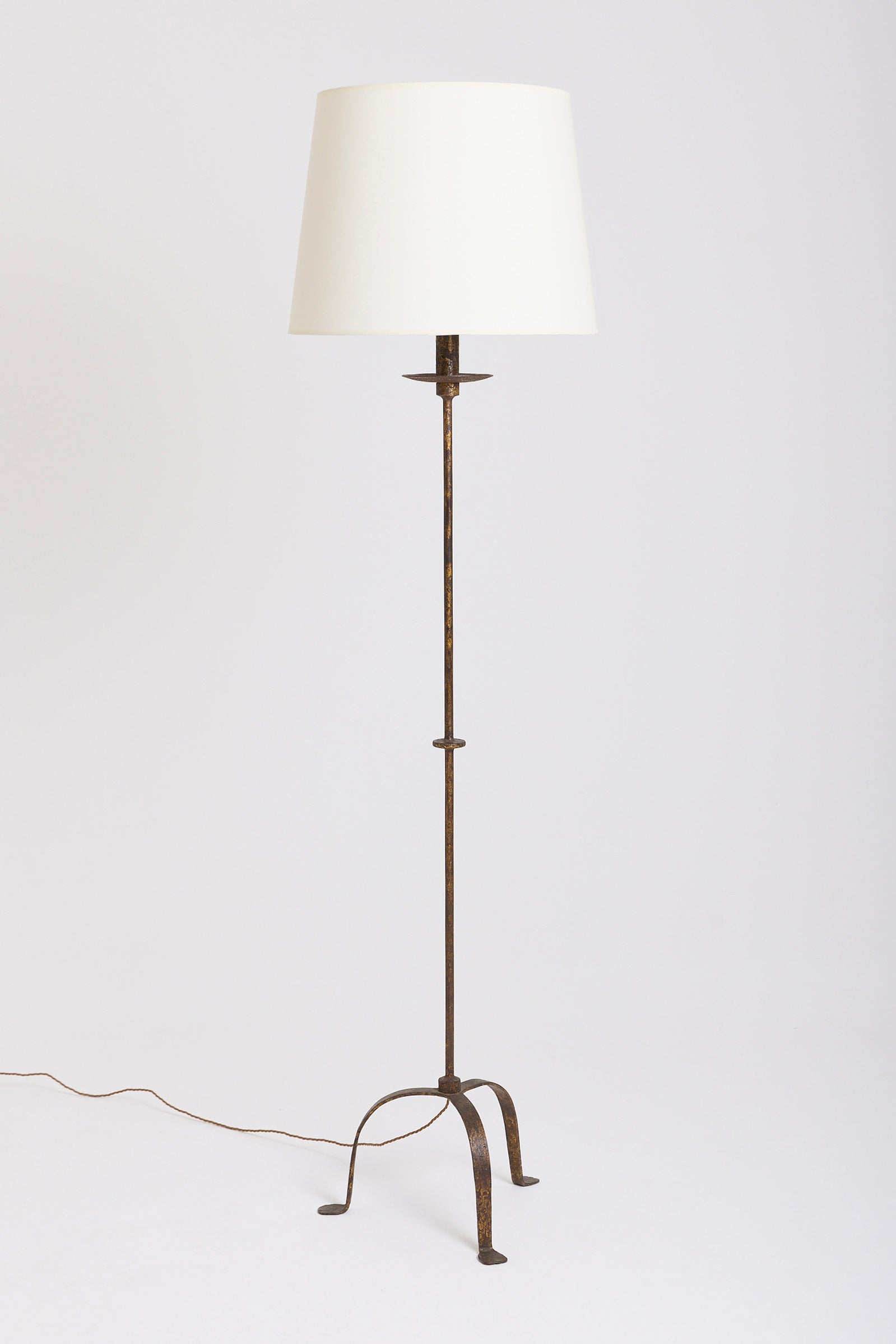 10112- Wrought Iron Floor Lamp