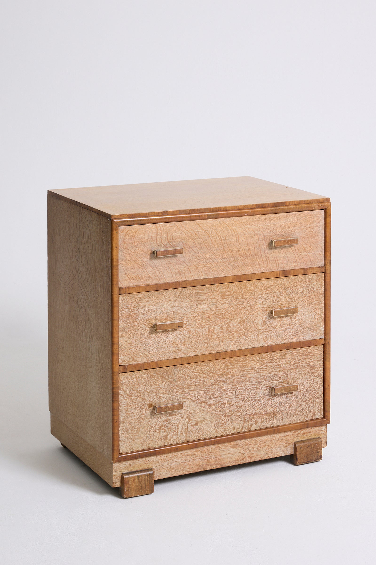 10210- Limed Oak Chest of Drawers