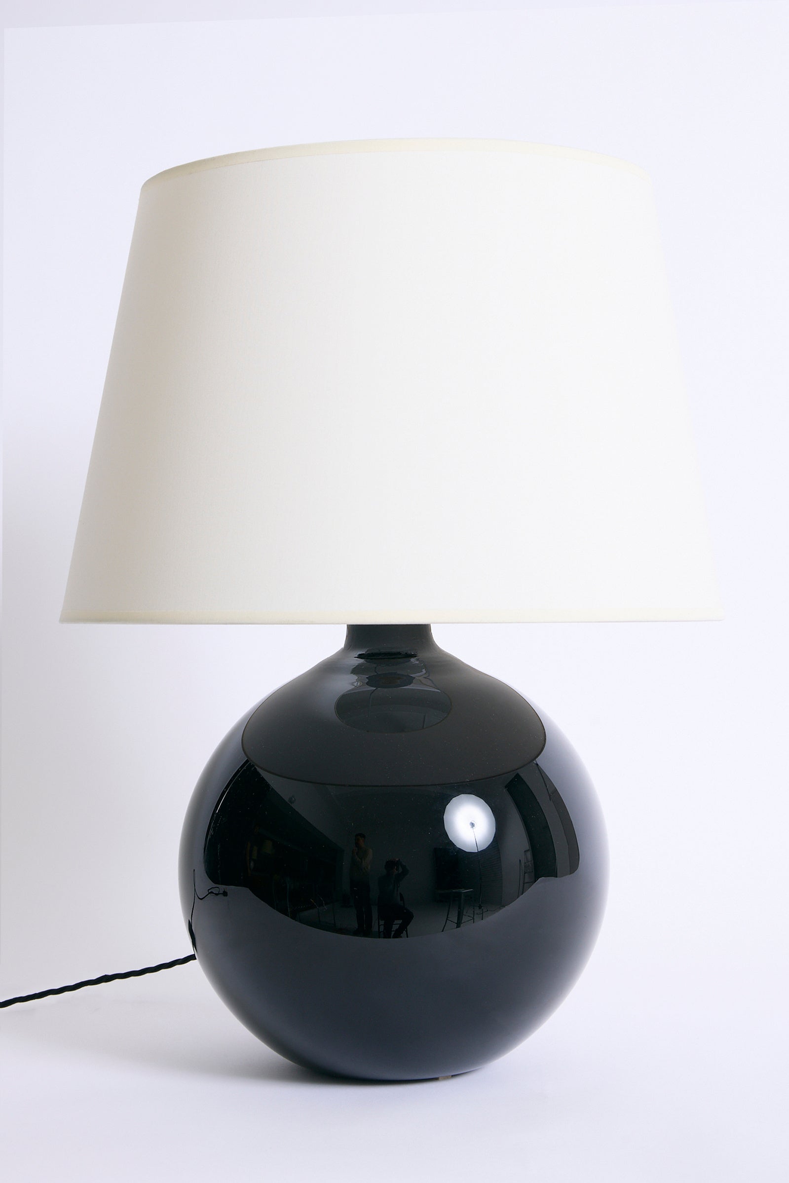 10220- Art Deco Black Glass Table Lamp