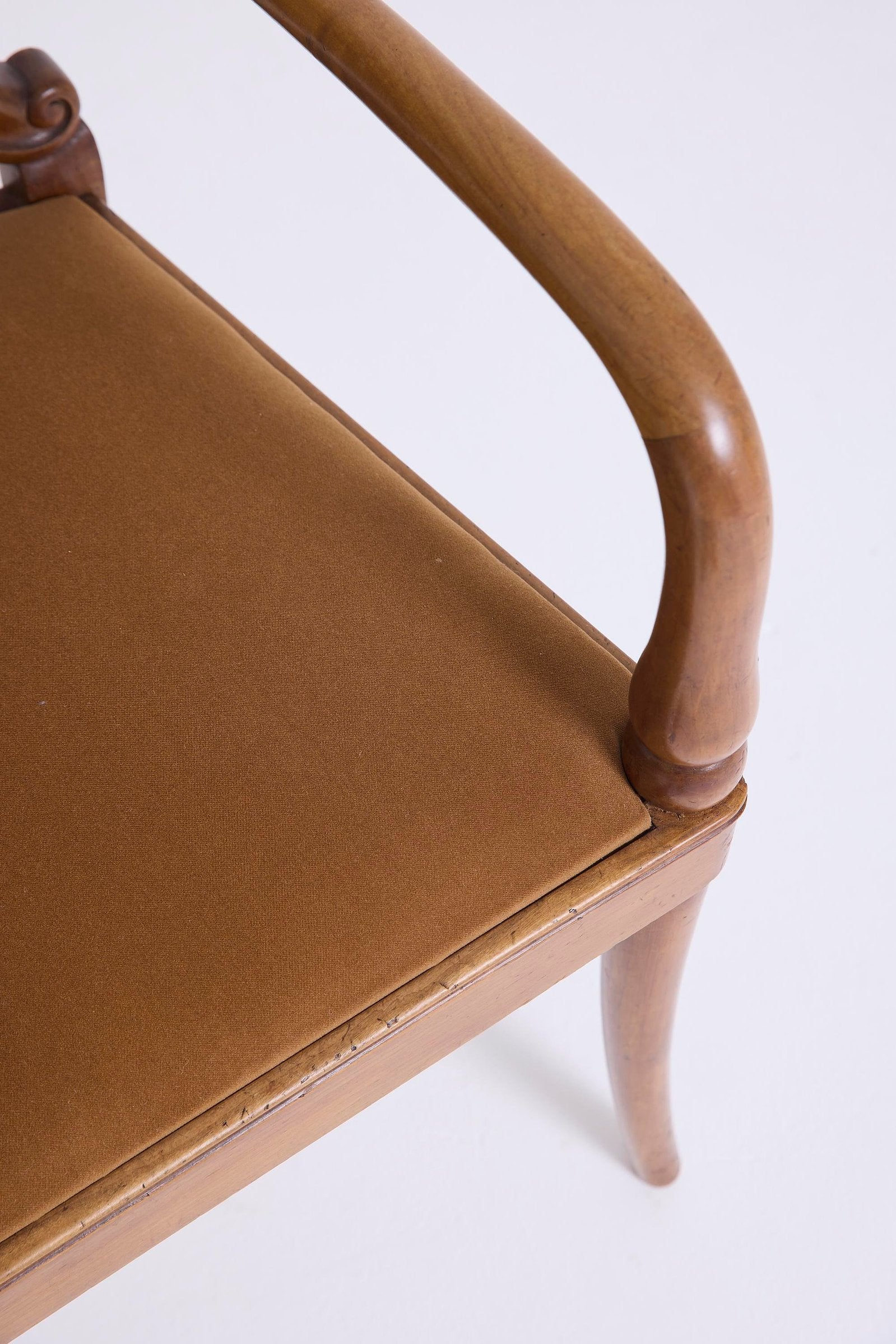 Medallion Armchair