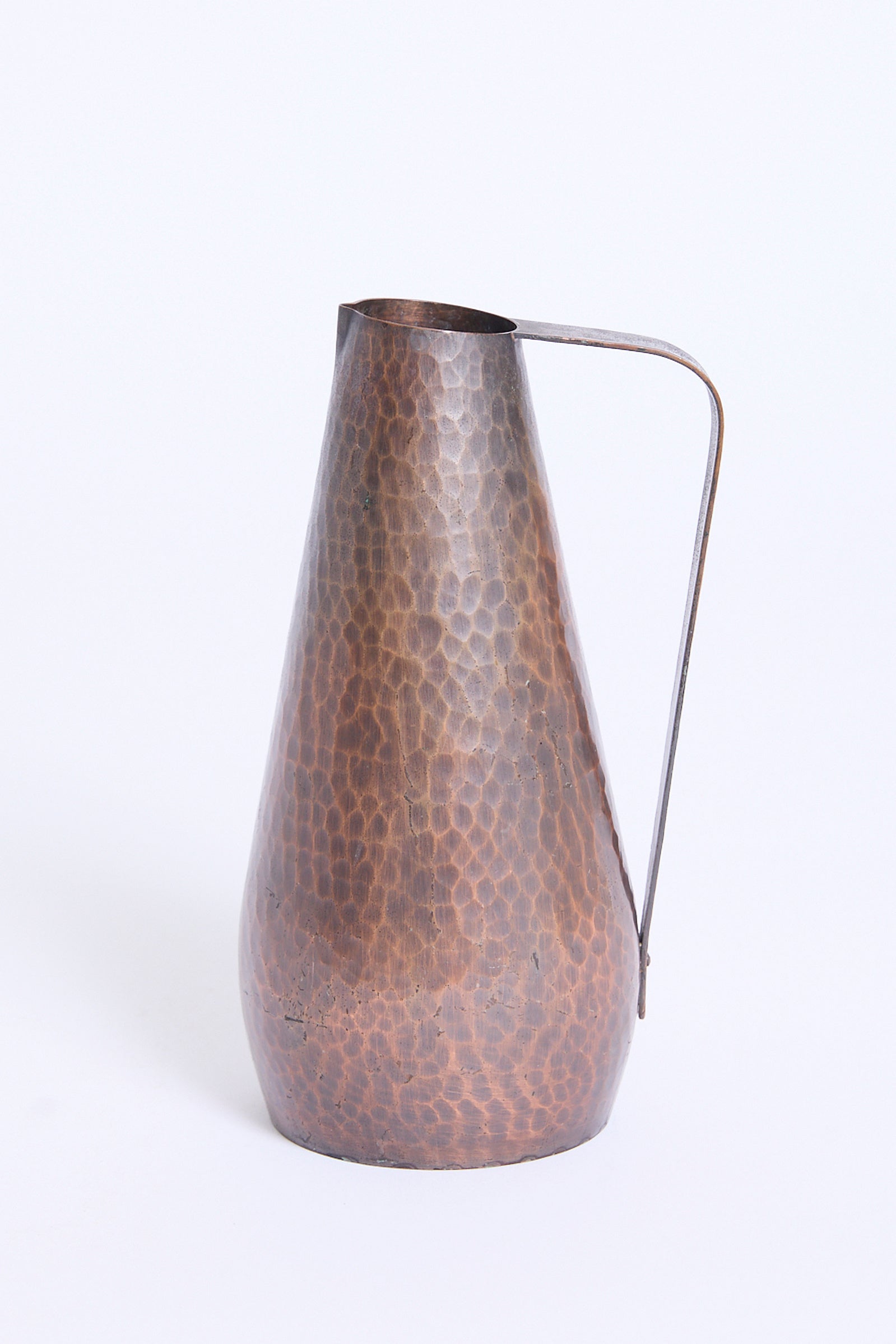 10524- Hammered Copper Jug