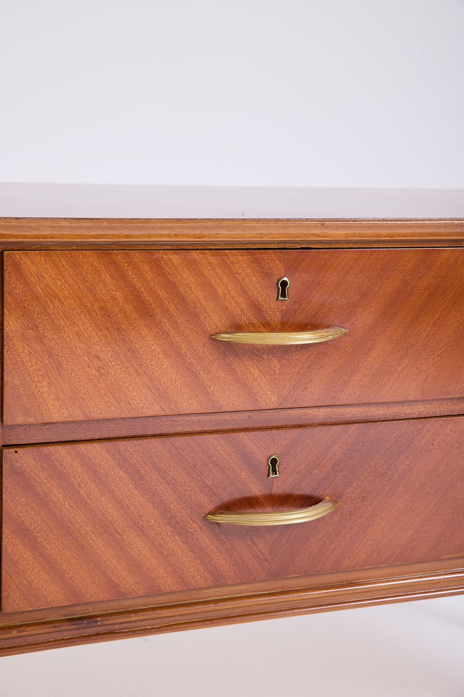 Italian Mid-Century Chest of Drawers