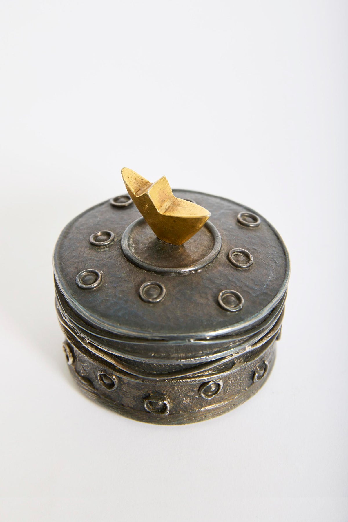Round Box by Pierre Casenove