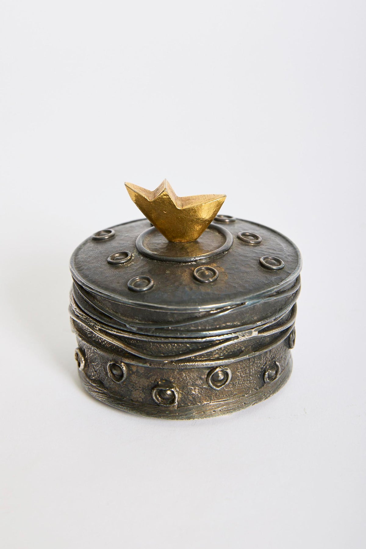 Round Box by Pierre Casenove