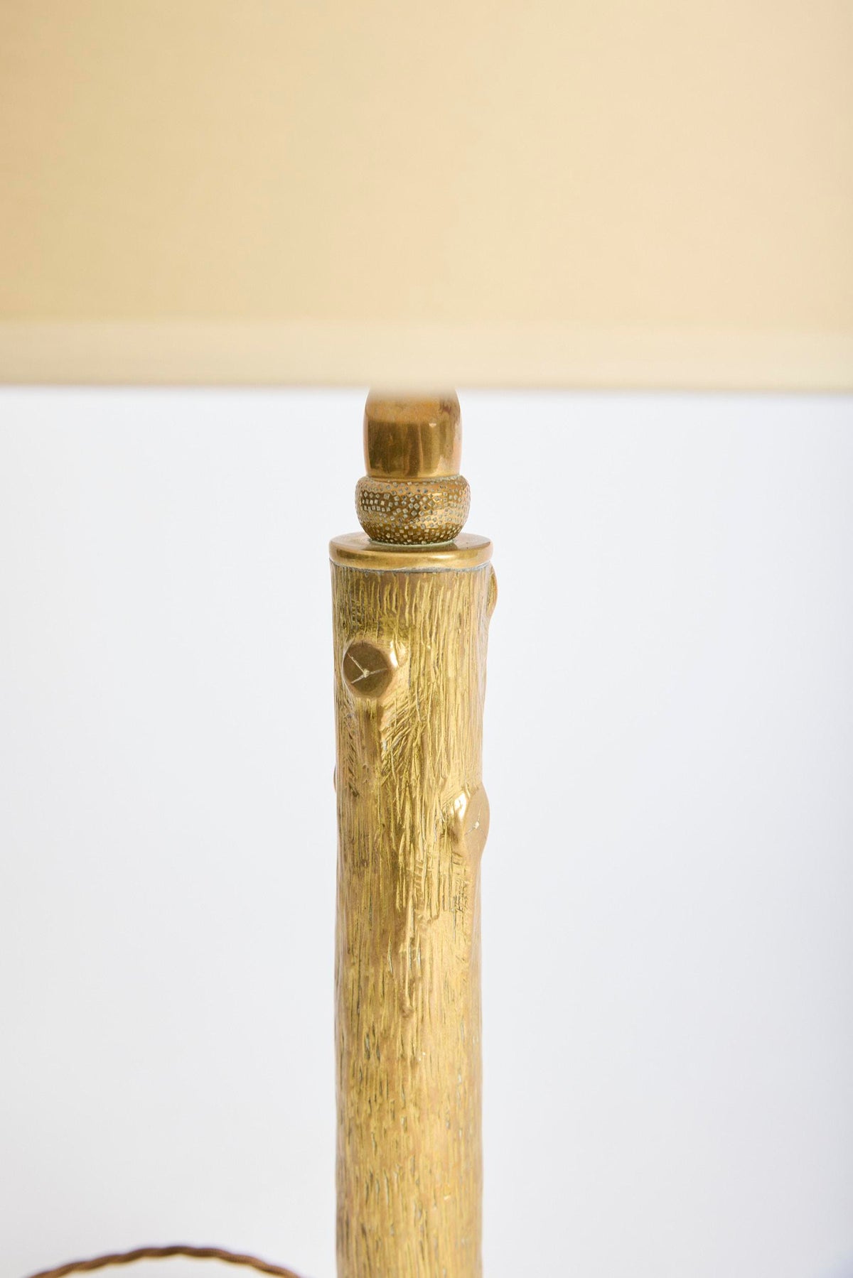 Naturalistic Table Lamp