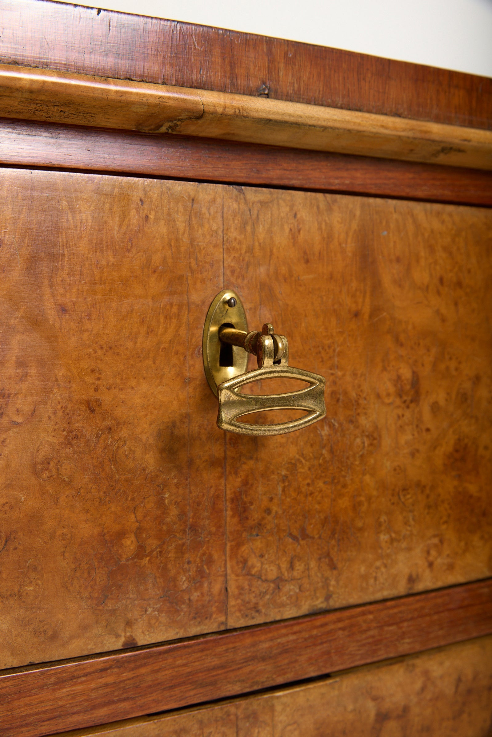 Italian Chest of Drawers