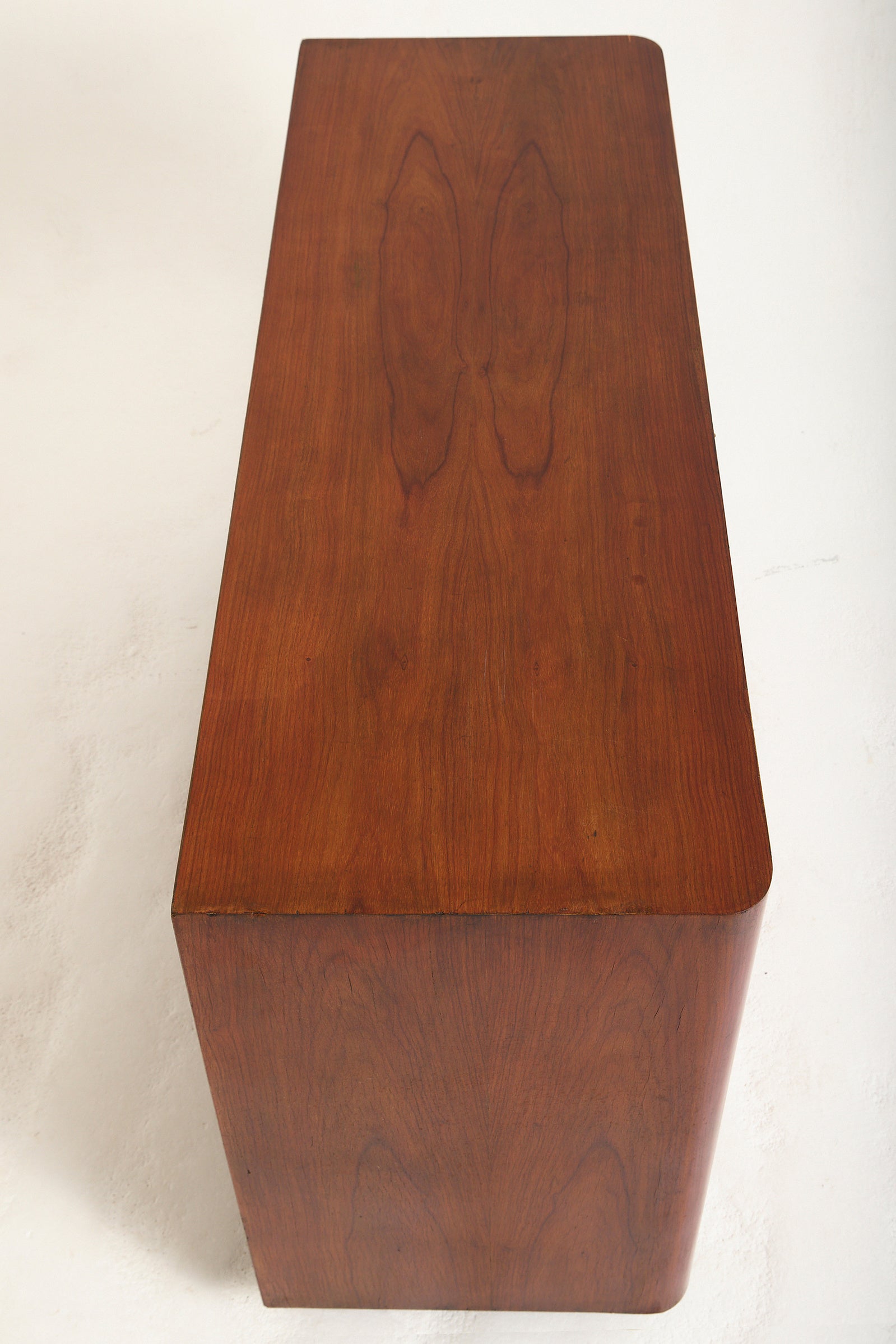 Italian Chest of Drawers