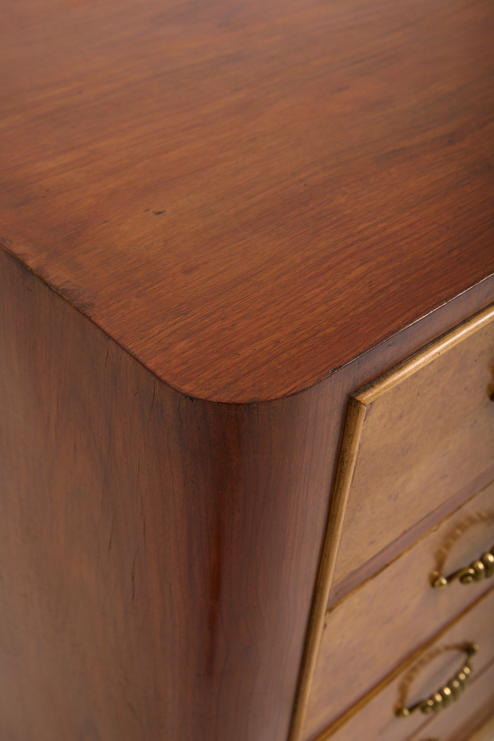 Italian Chest of Drawers