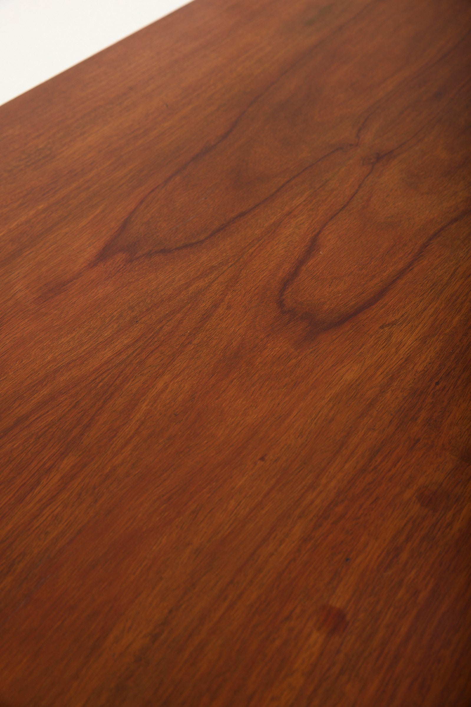 Italian Chest of Drawers