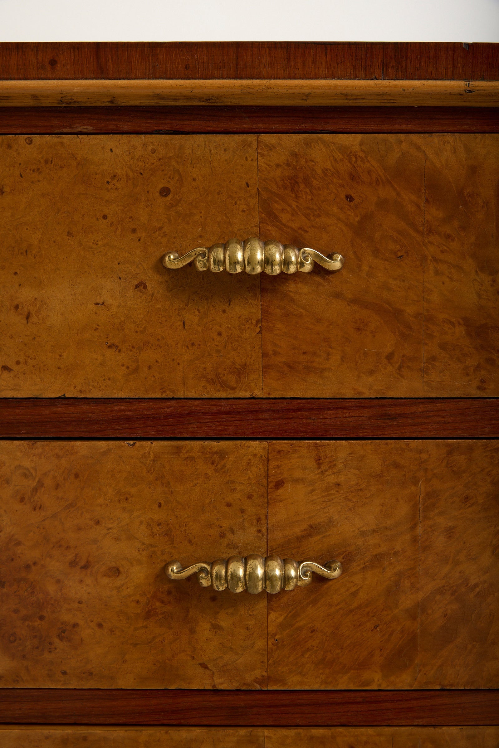 Italian Chest of Drawers