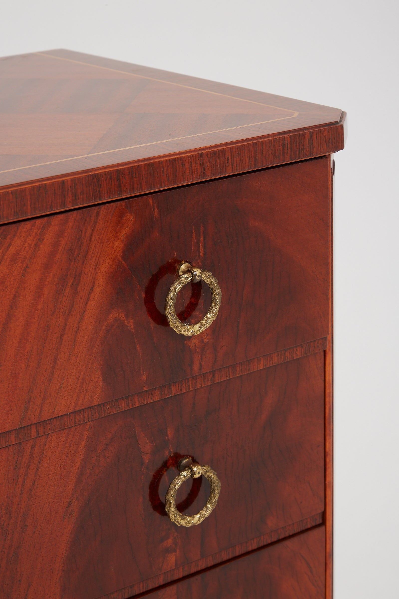 Mid-Century Chest of Drawers