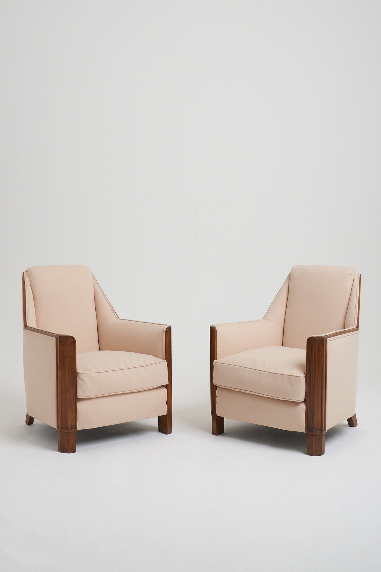 7829- Pair of Art Deco Armchairs