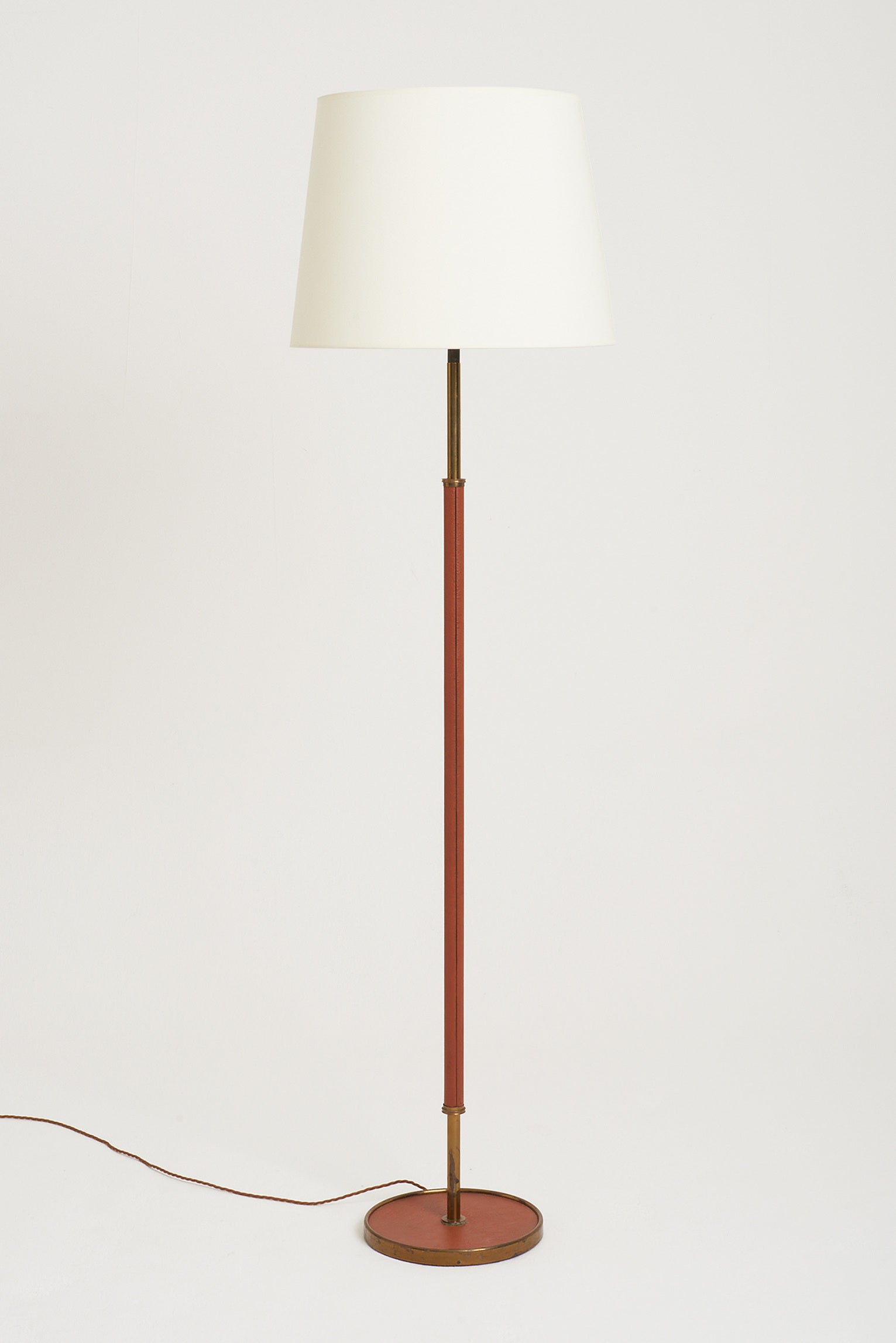 7842- French Mid-Century Brown Faux Leather and Brass Floor lamp