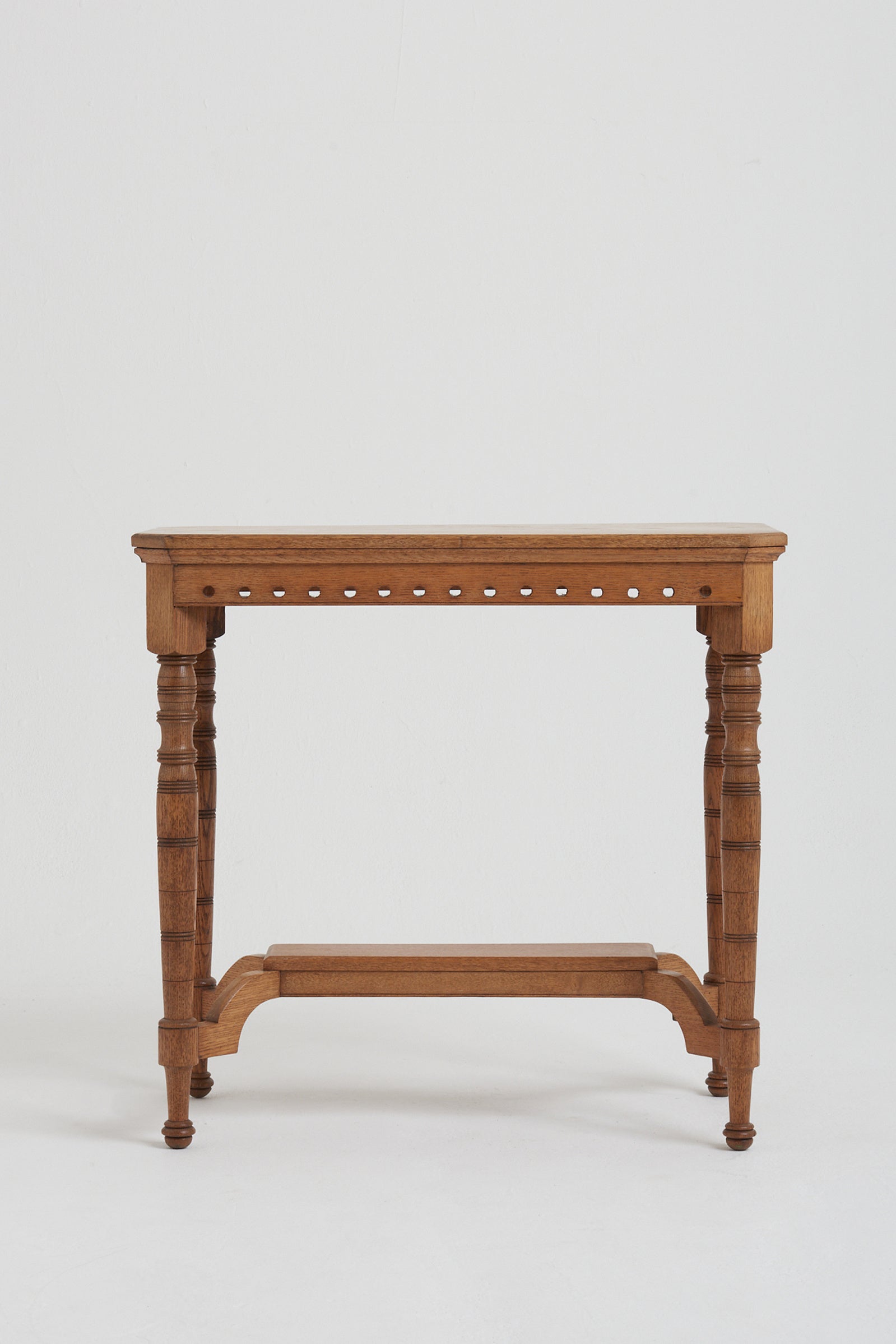 Arts & Craft Oak Side Table