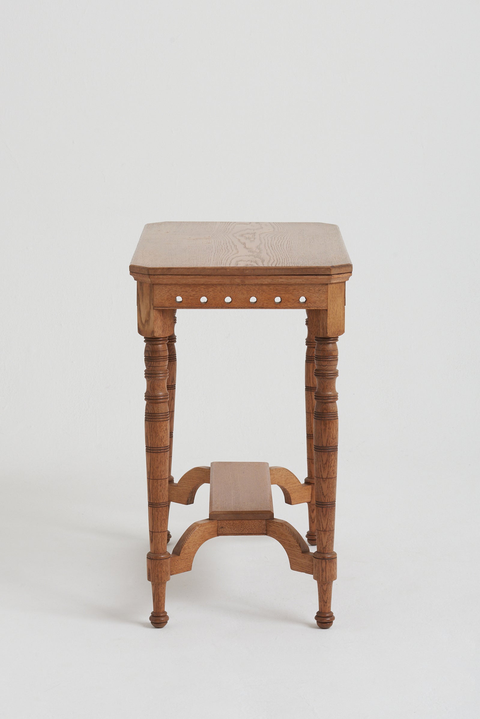 Arts & Craft Oak Side Table