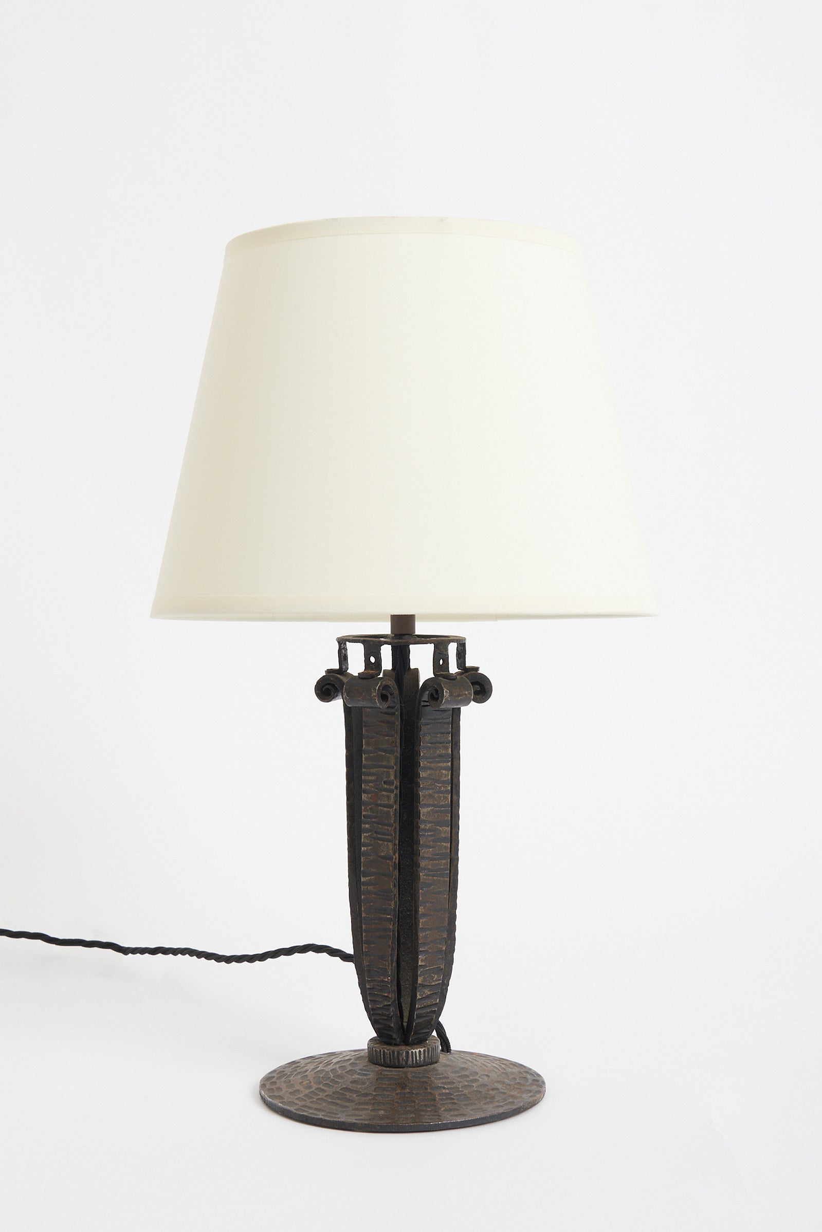 7917- Art Deco Table Lamp