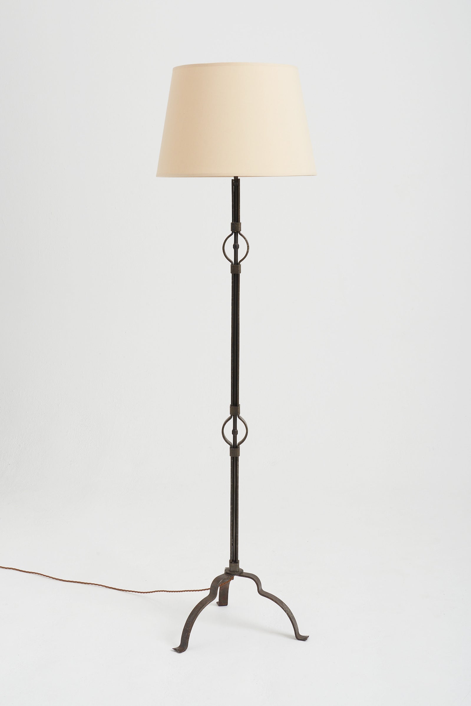 8010- Mid-Century Wrought Iron Floor Lamp