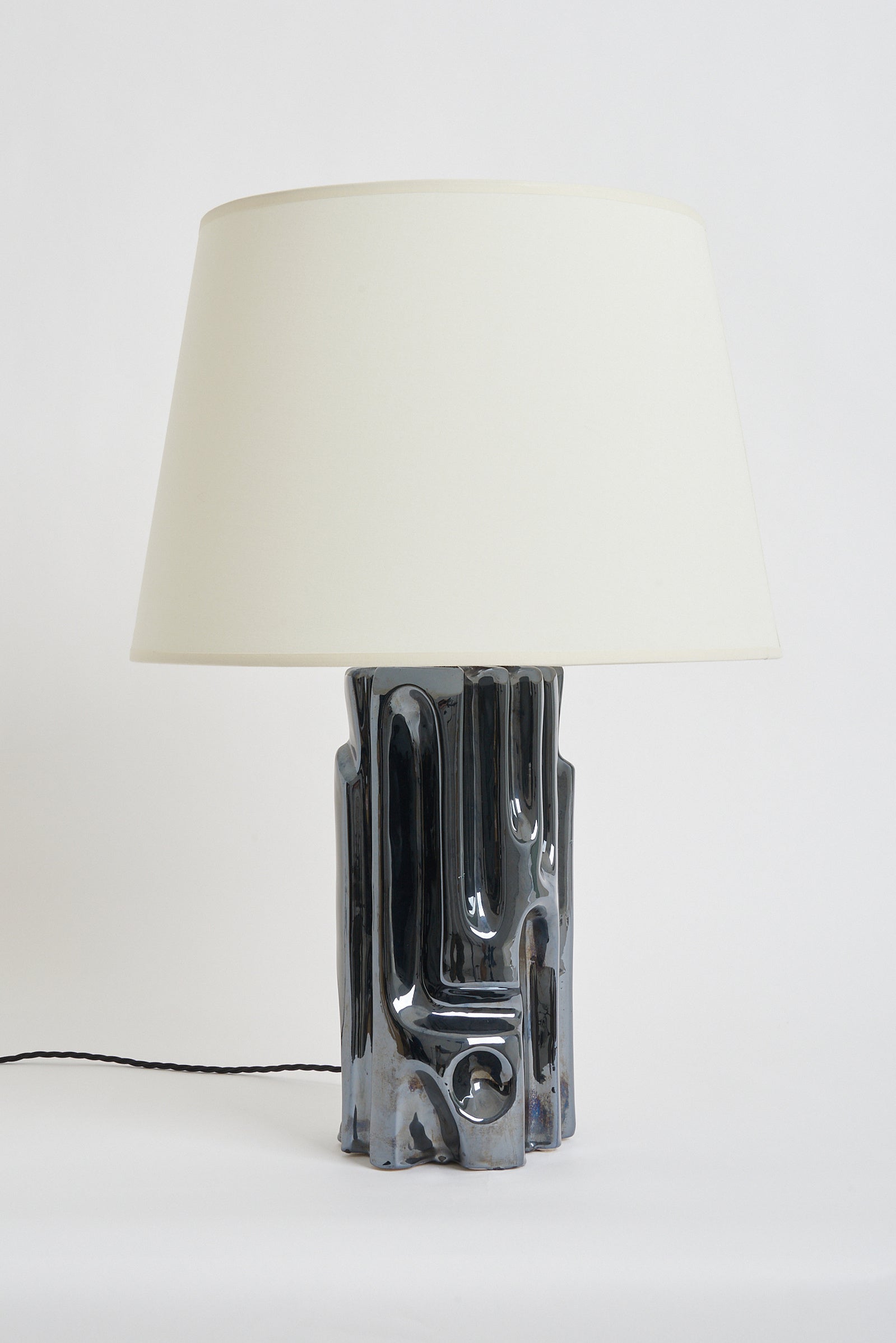 8200- Black Ceramic Sculptural Table Lamp