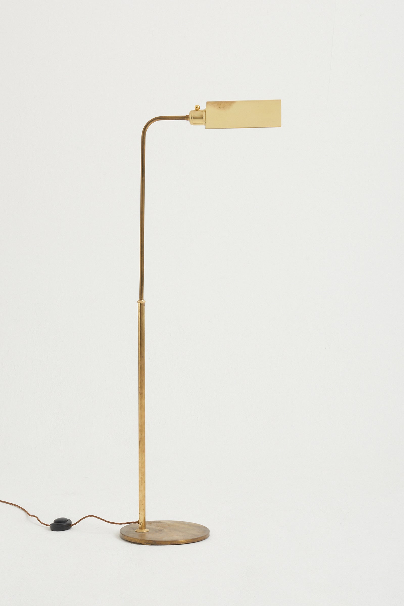 8219- Mid-Century Brass Reading Floor Lamp