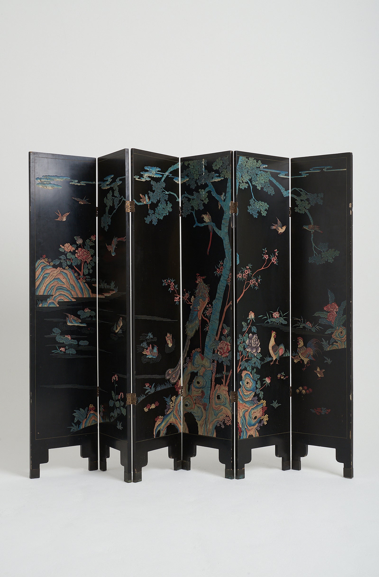 Mid 20th Century Lacquer 8 Leaf Screen