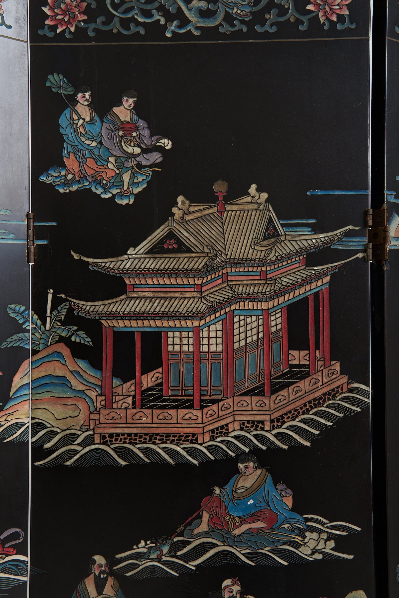 Mid 20th Century Lacquer 8 Leaf Screen