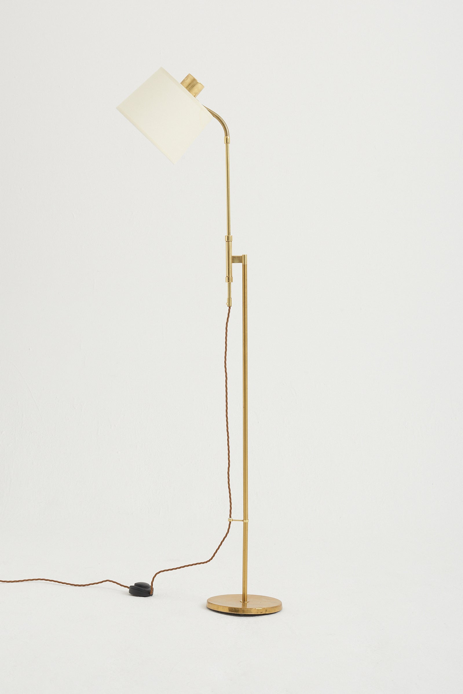 8330- Mid-Century Brass Reading Floor Lamp