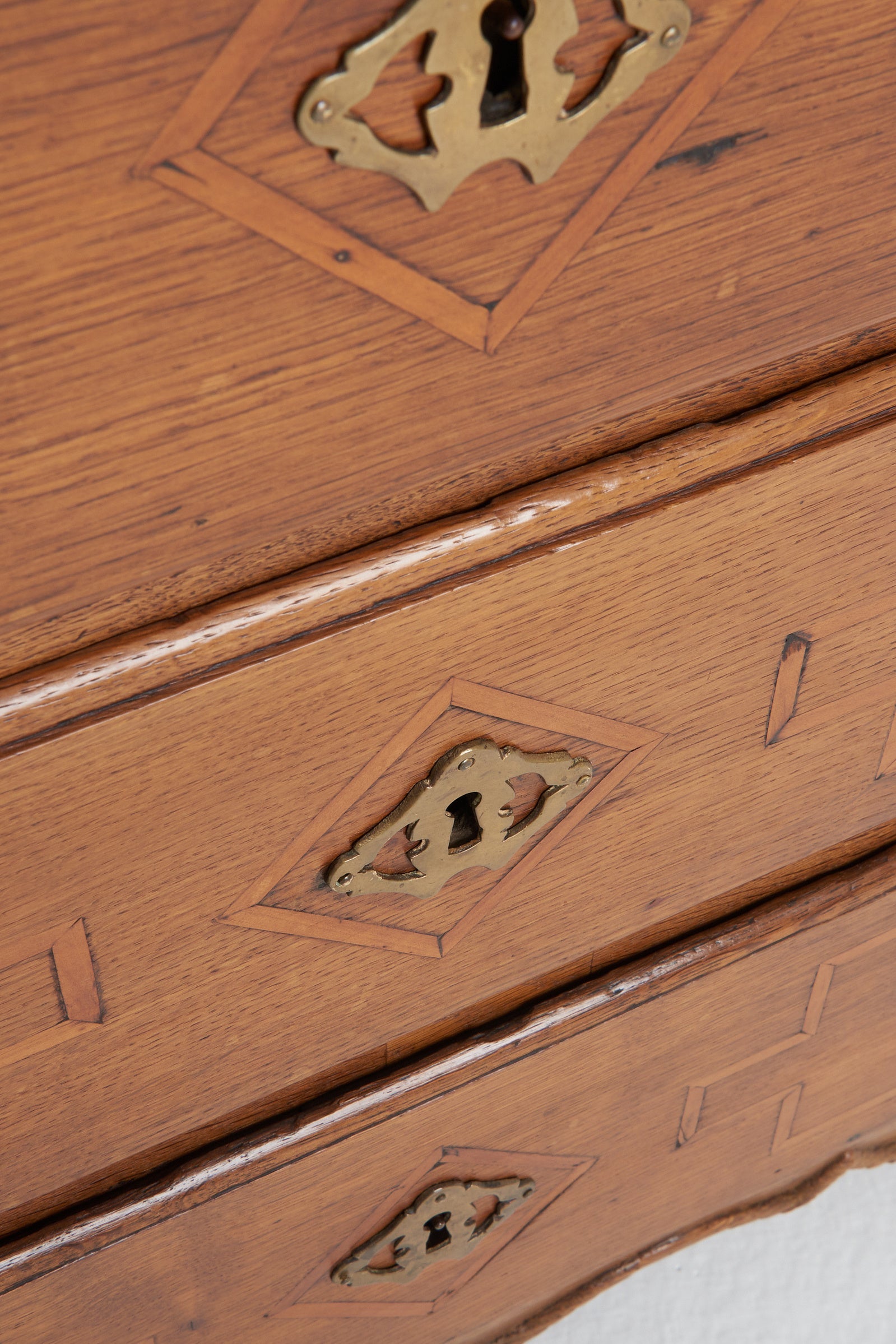 18th Century Oak Chest of Drawers