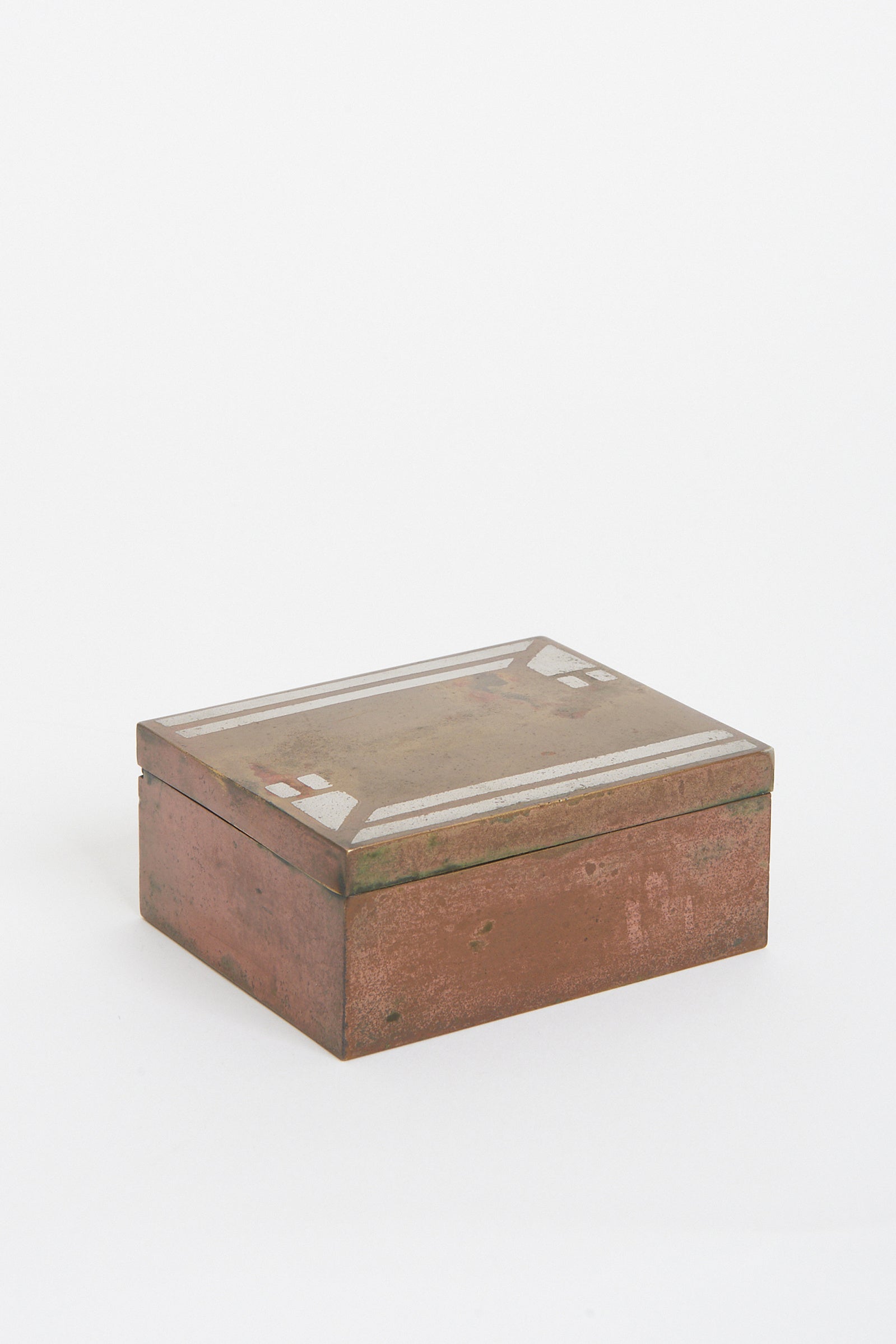 8362- Art Deco Dinanderie Box