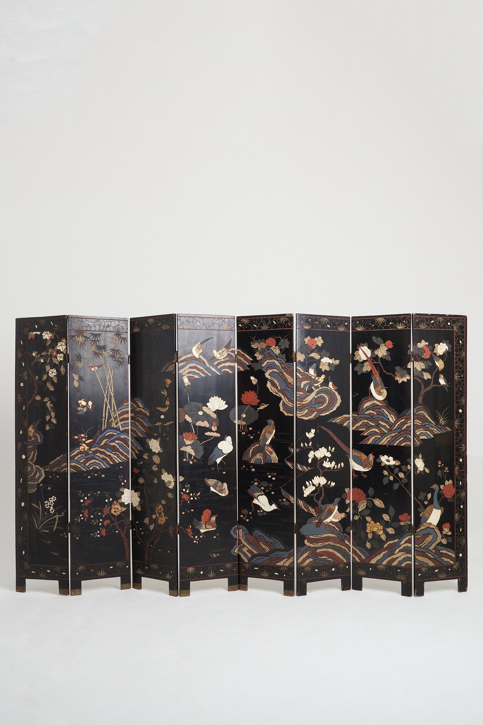 8454- Chinese Eight Fold Screen