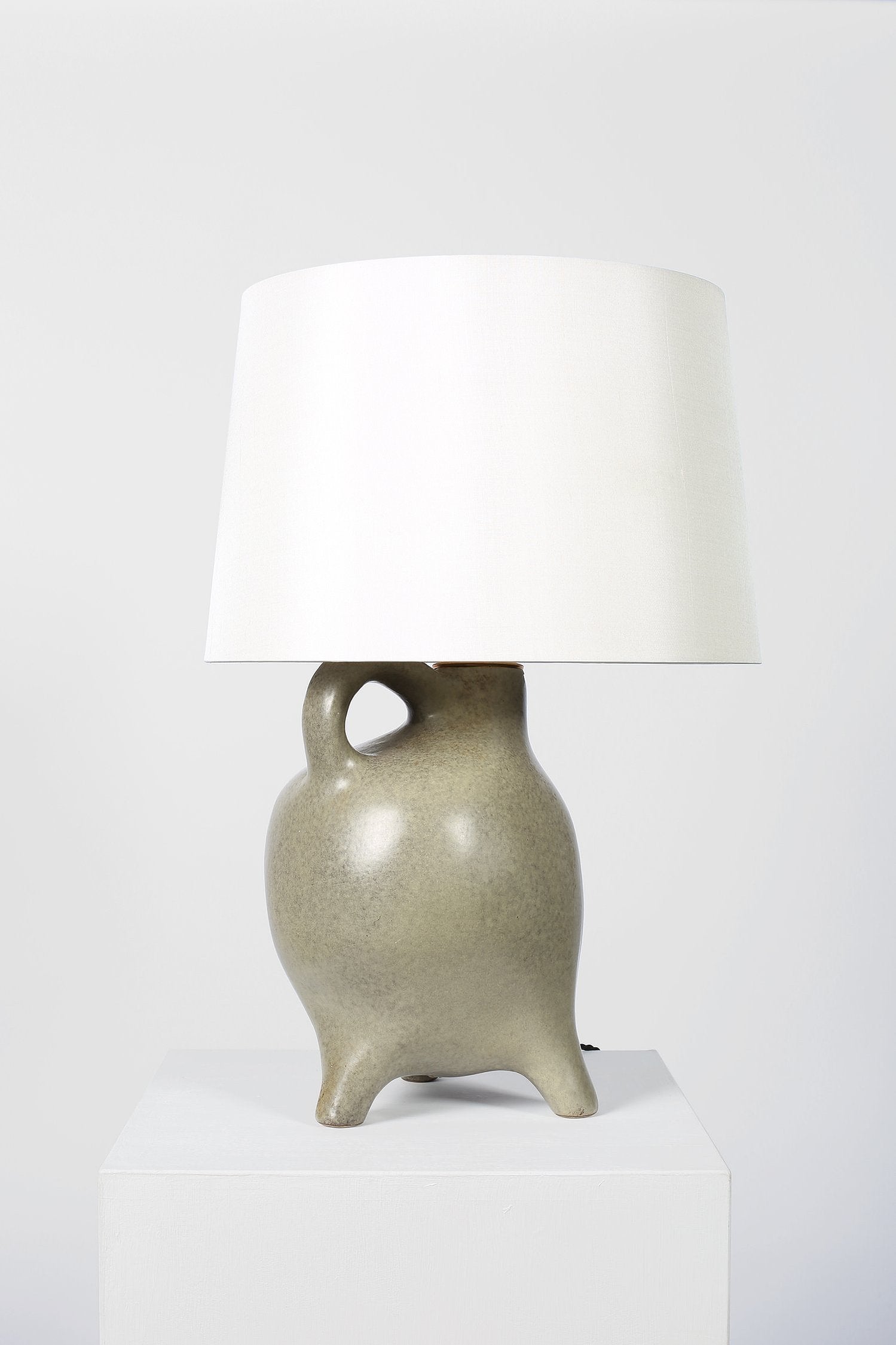 8490- Zoomporphic Table Lamp by Max Idlas