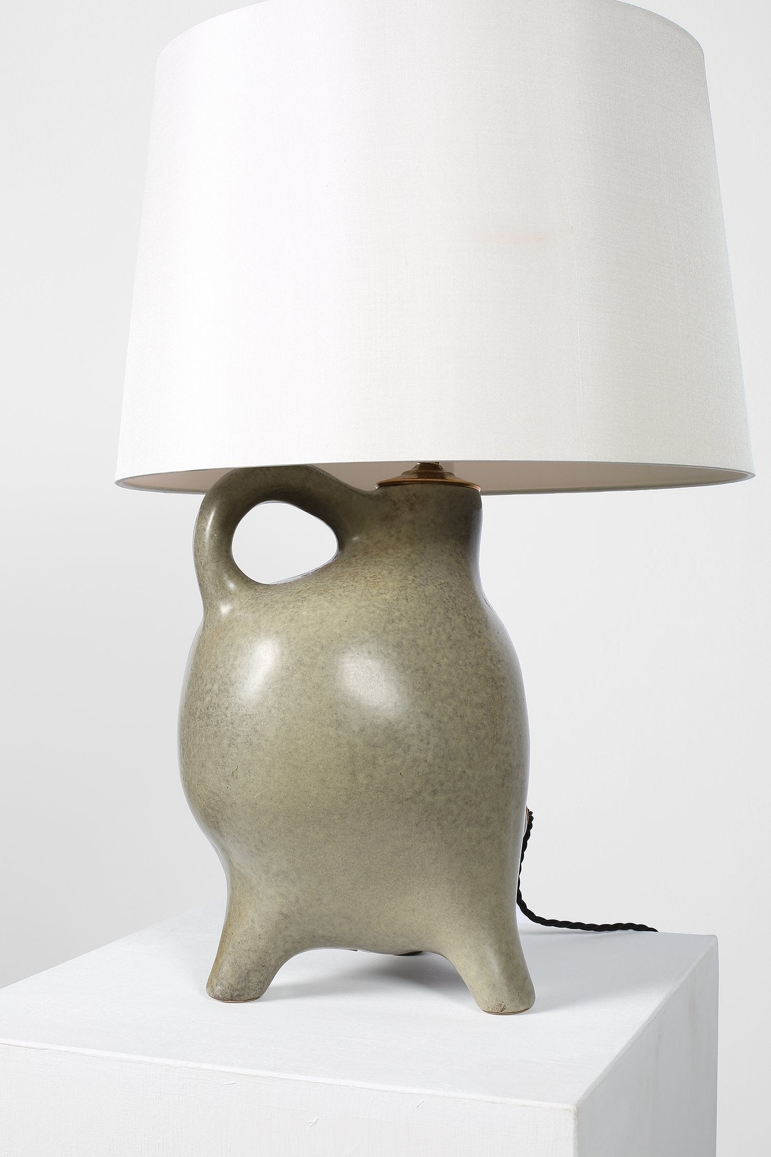 Zoomporphic Table Lamp by Max Idlas