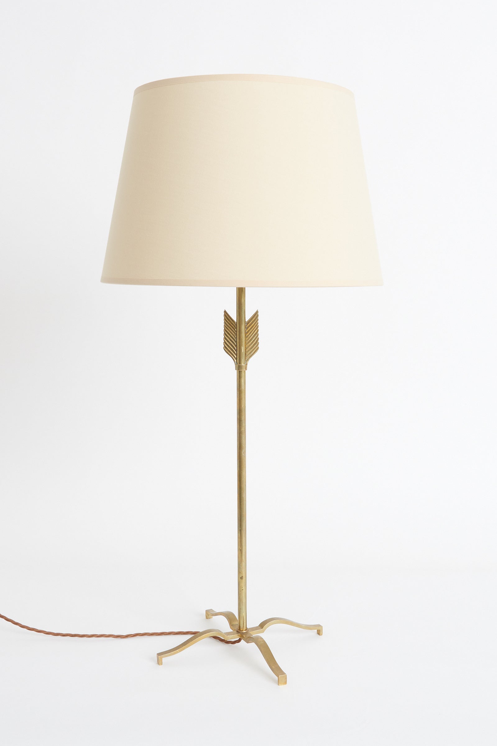8575- Mid-Century Brass Arrow Table Lamp