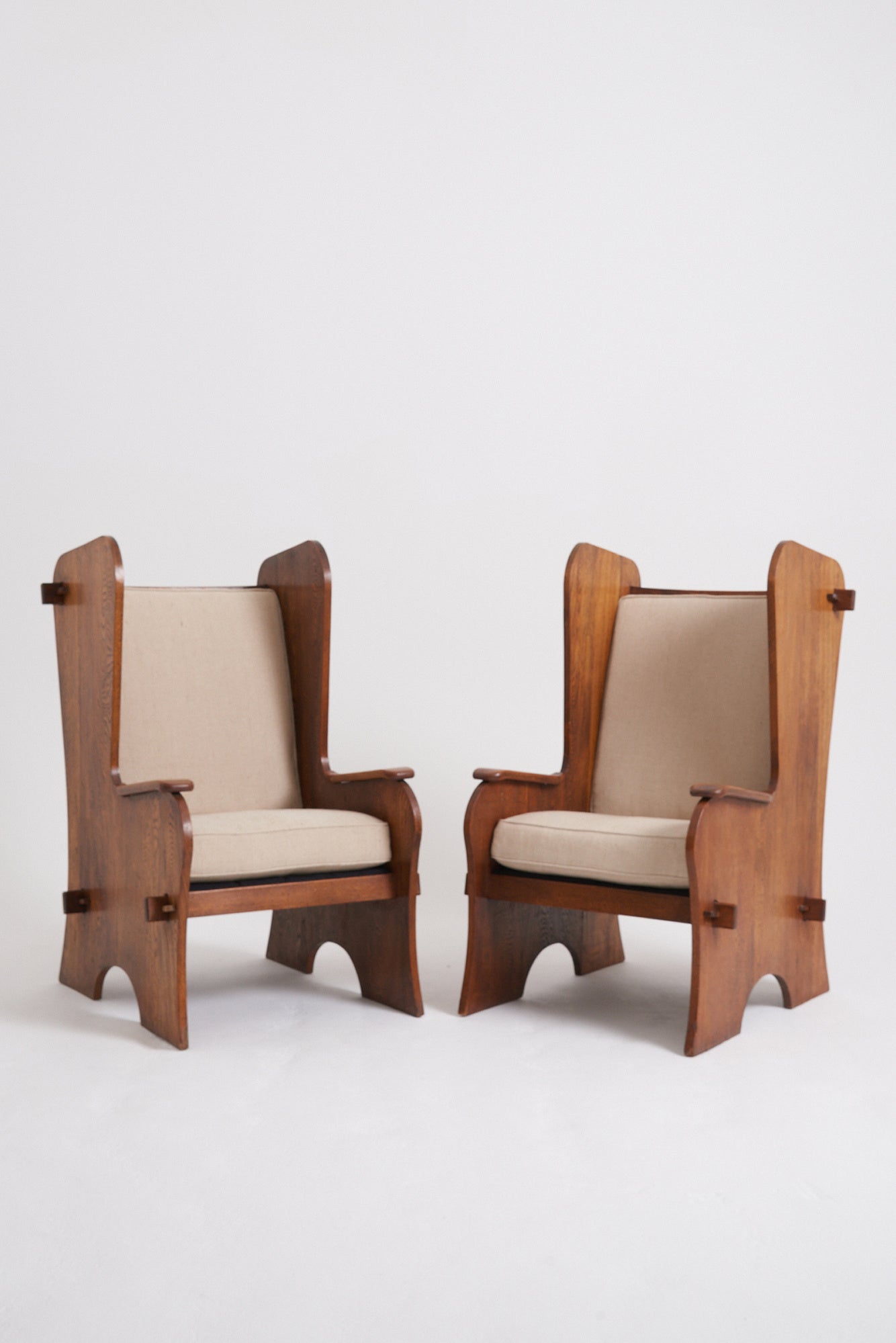 8931- Pair of Early 20th Century Oak Armchairs