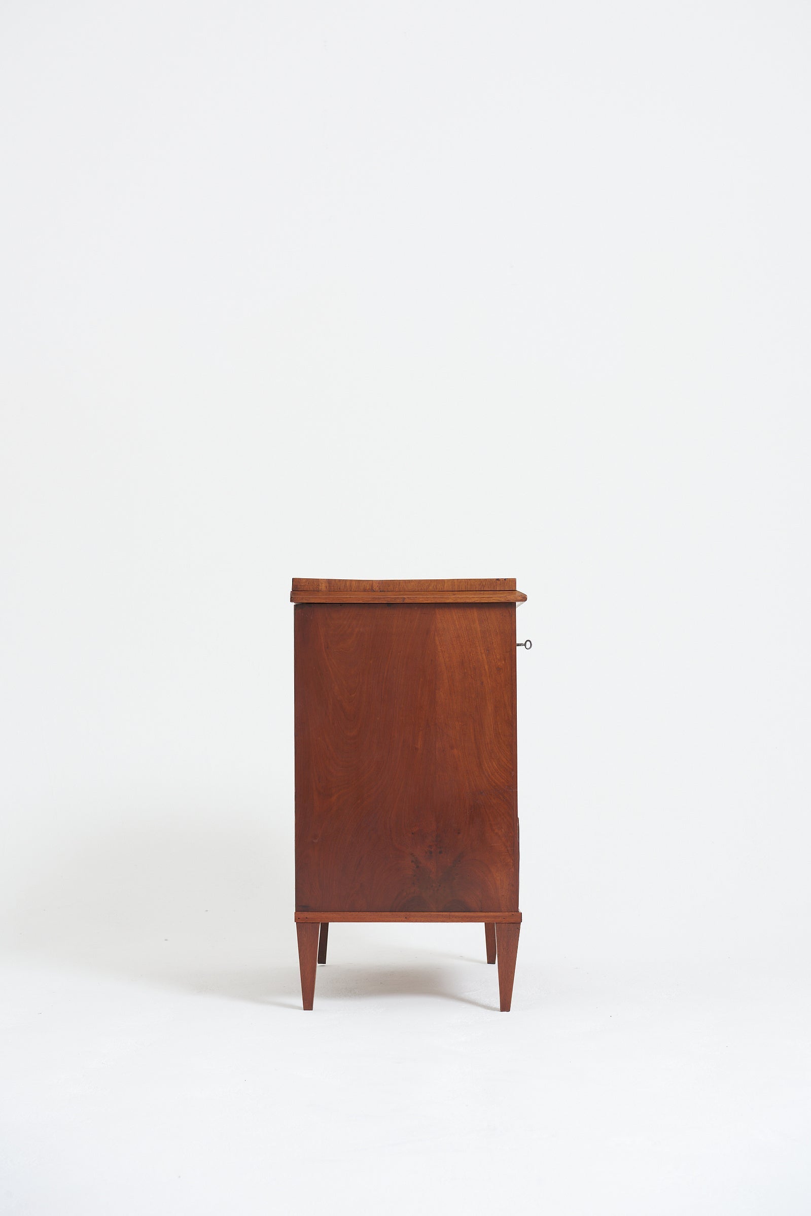Neoclassical Mahogany Chest of Drawers