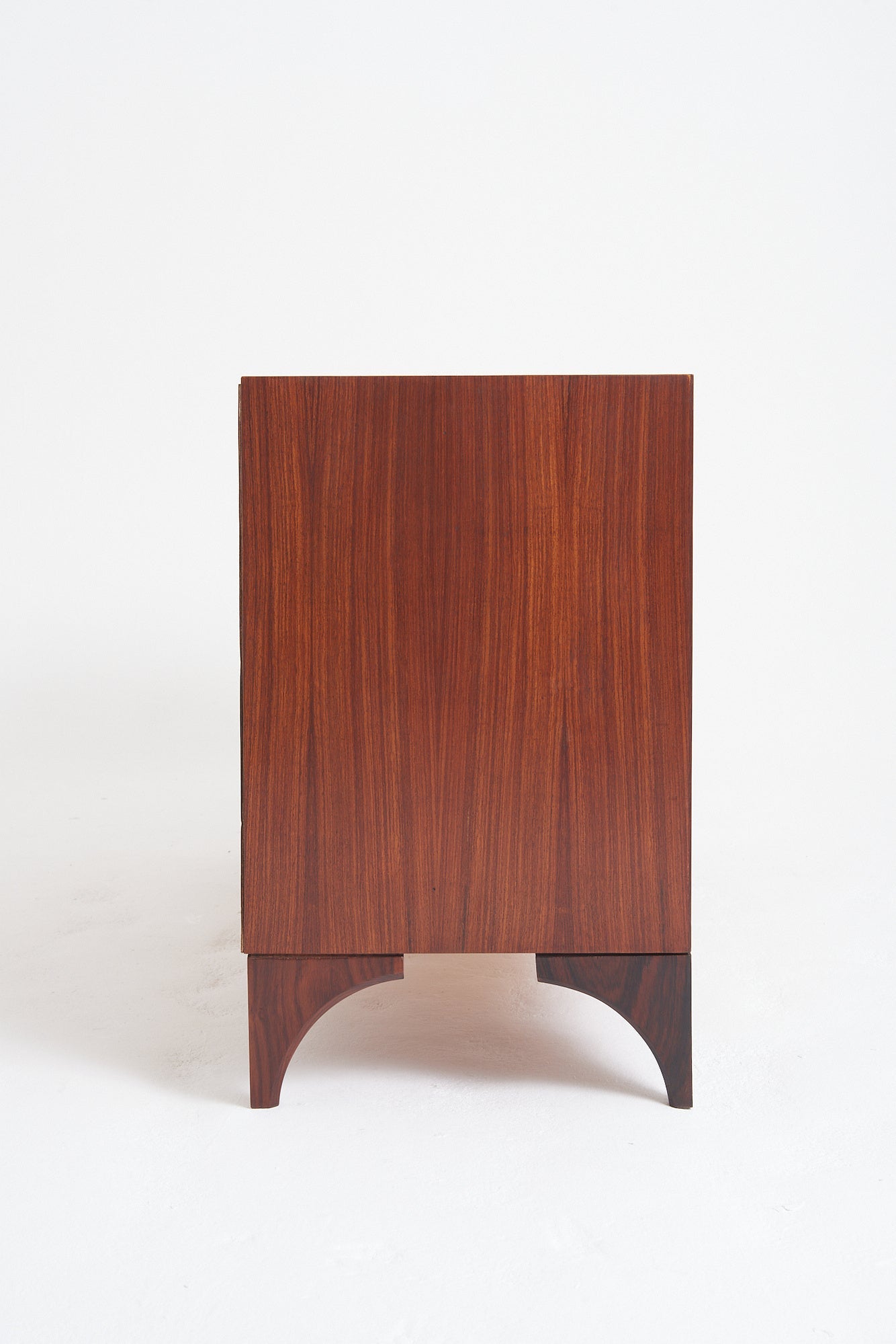 Mid-Century Chest of Drawers