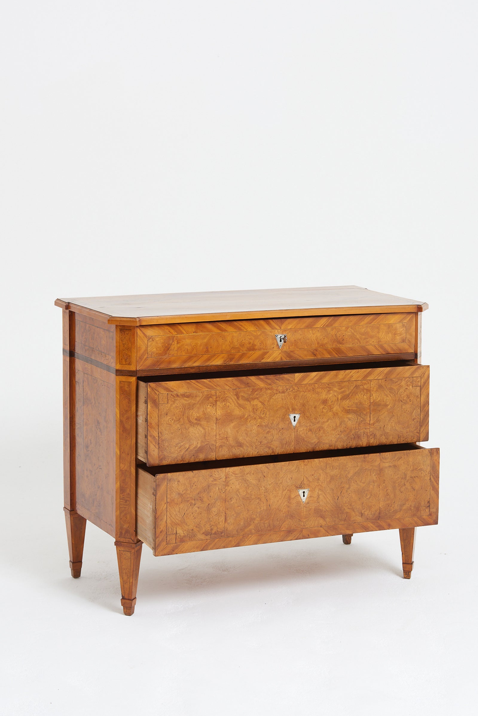 Early 19th Century Swedish Walnut Chest of Drawers