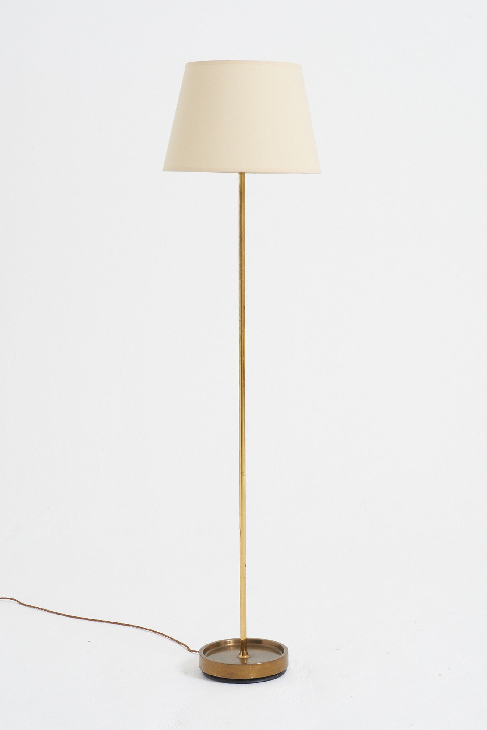 9189- Mid-Century Brass Floor Lamp
