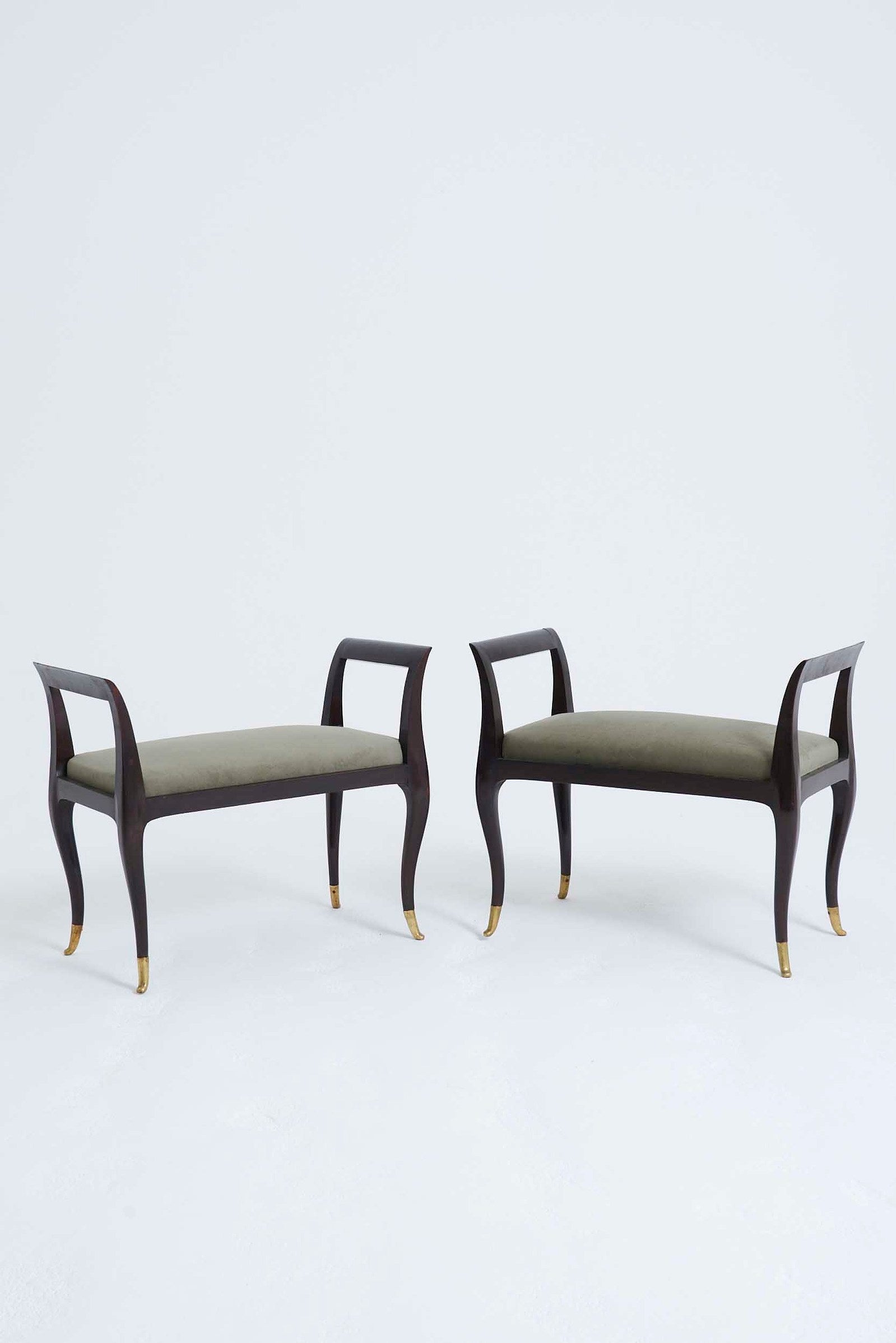 9225- Pair of Italian Stools