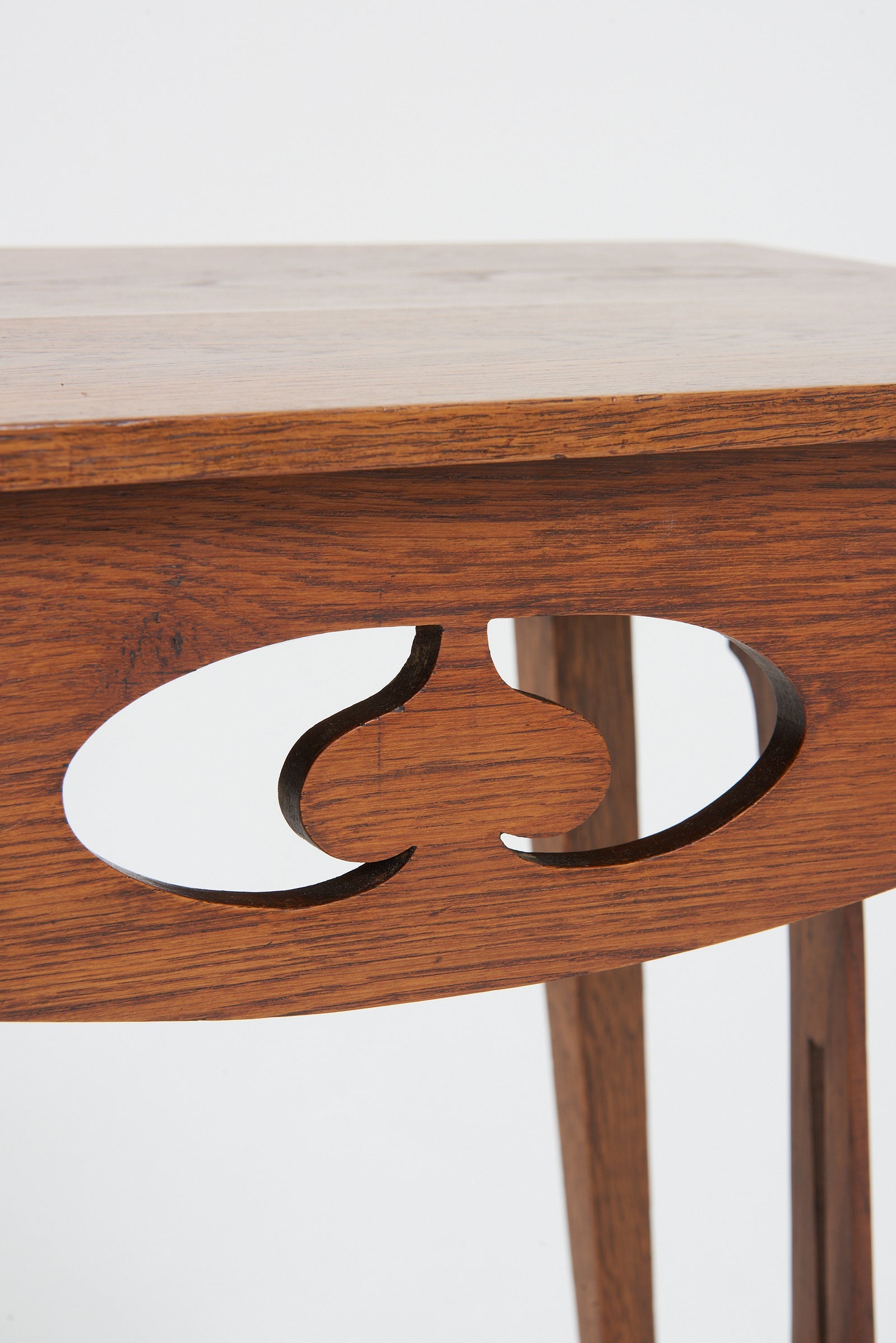 Arts & Crafts Oak Side Table