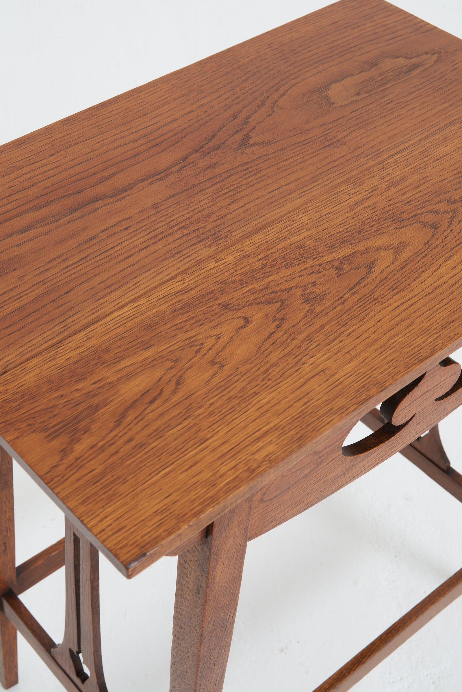 Arts & Crafts Oak Side Table