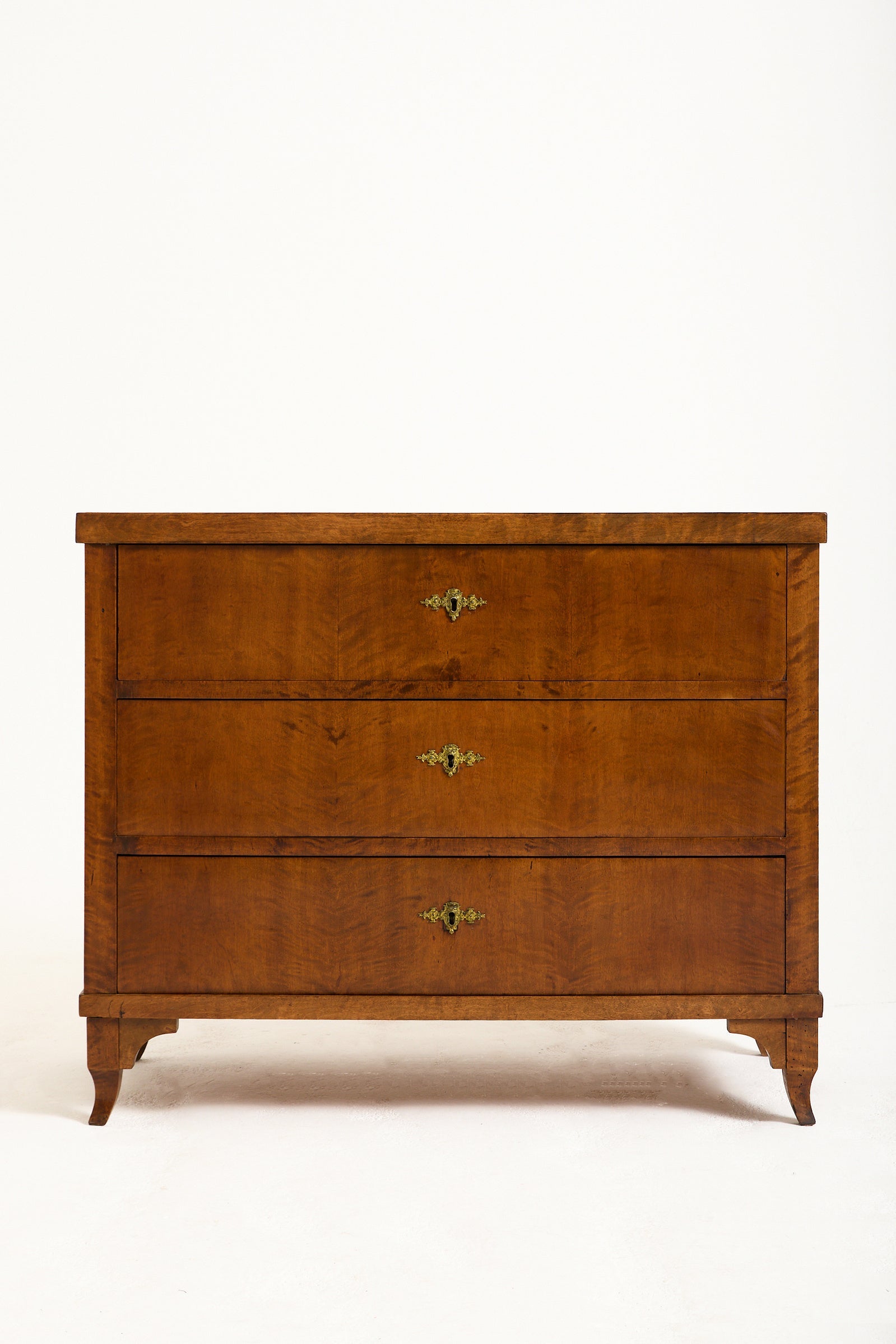 9552- Birch Chest of Drawers