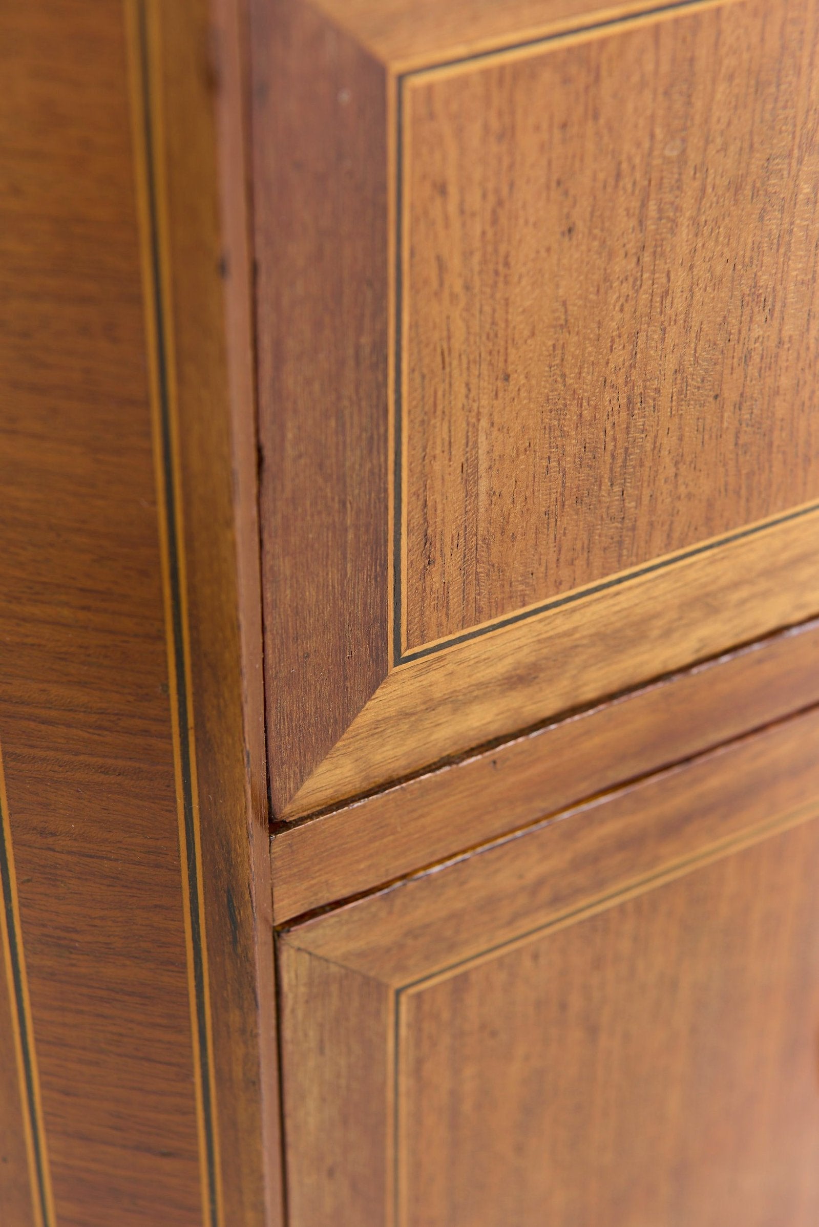 Neoclassical Chest of Drawers