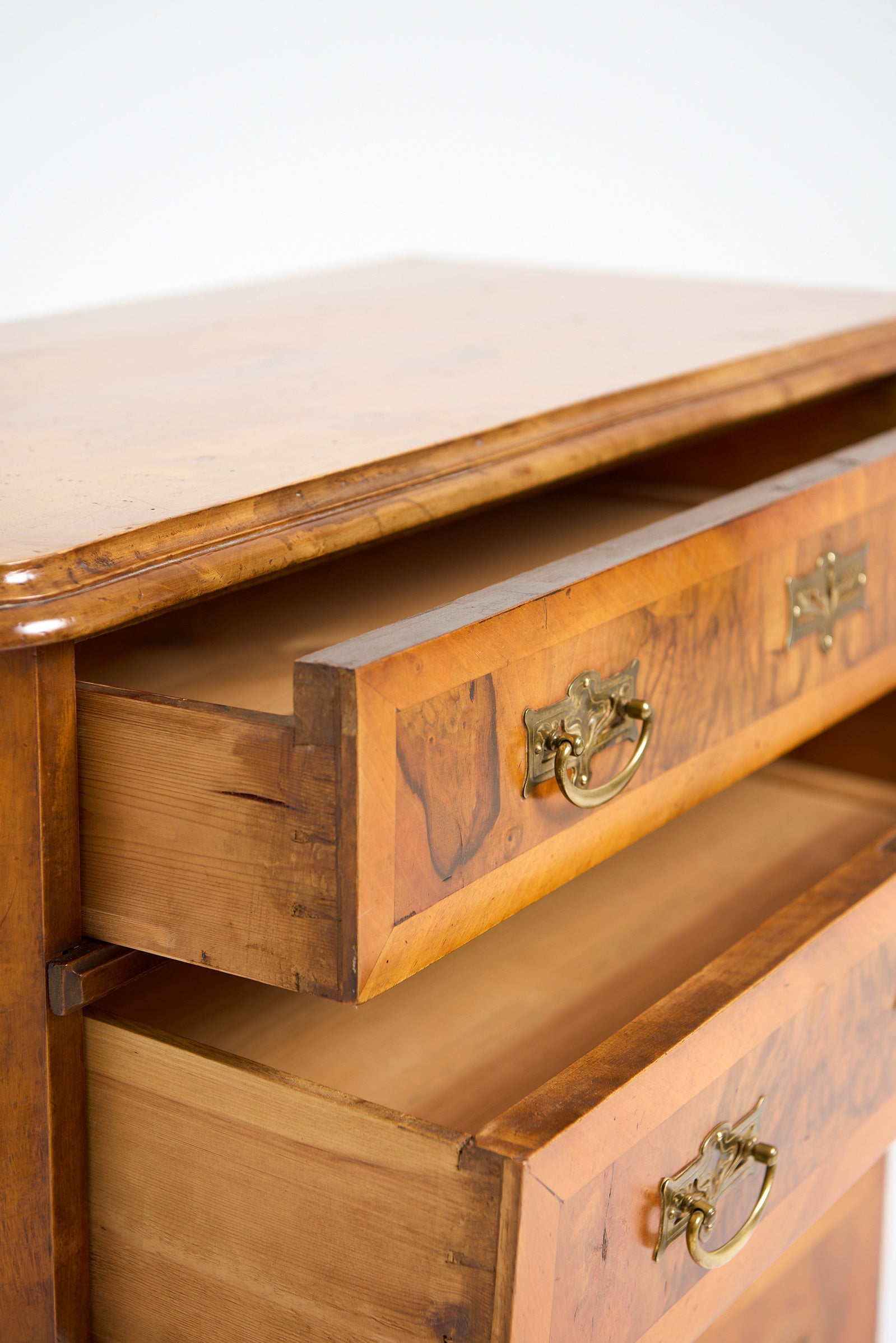 Art Nouveau Chest of Drawers