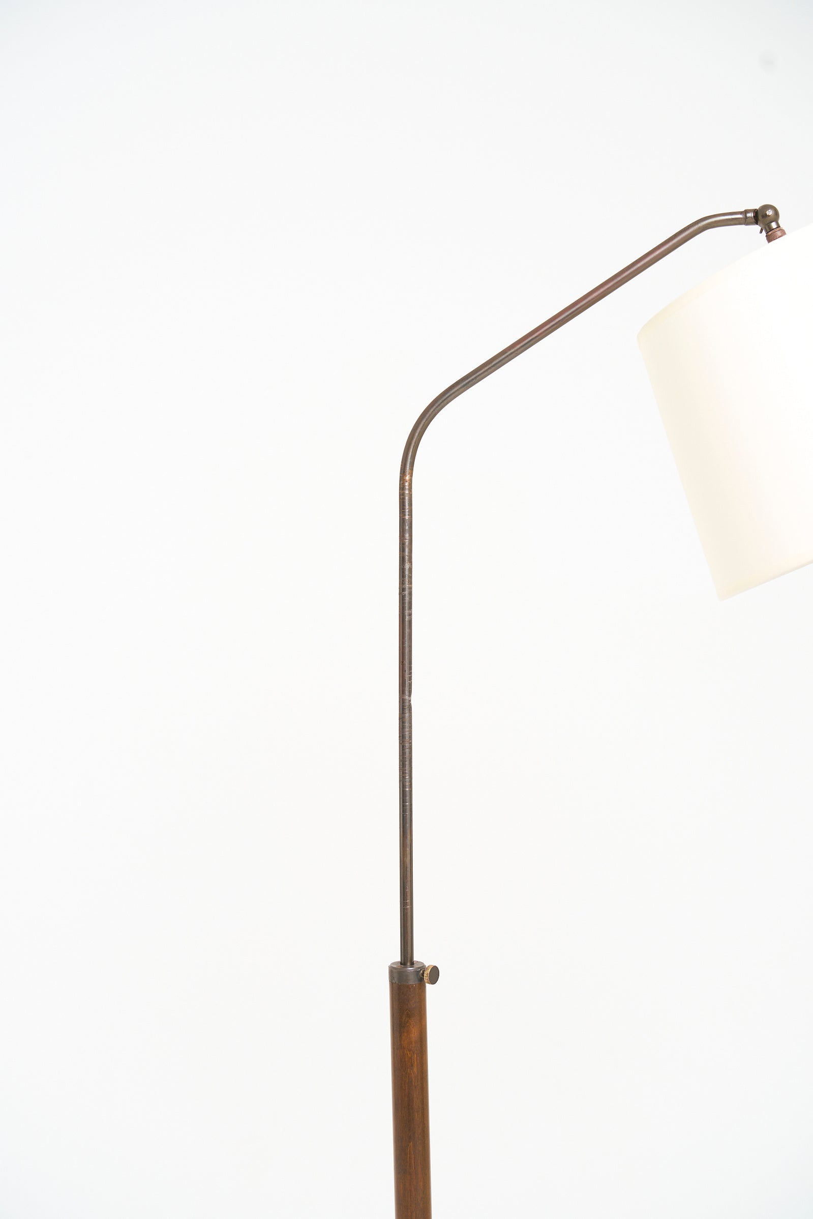 Swedish Grace Floor Lamp