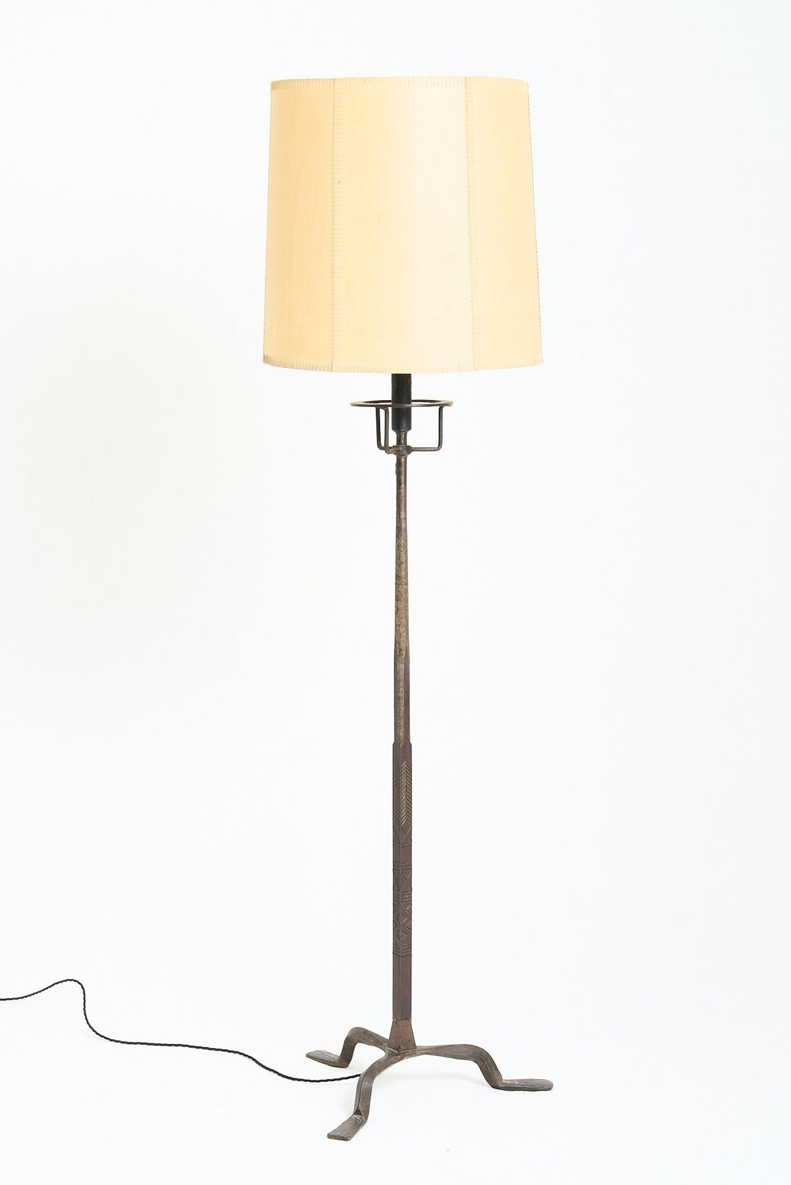 9713- Spanish Iron Floor Lamp