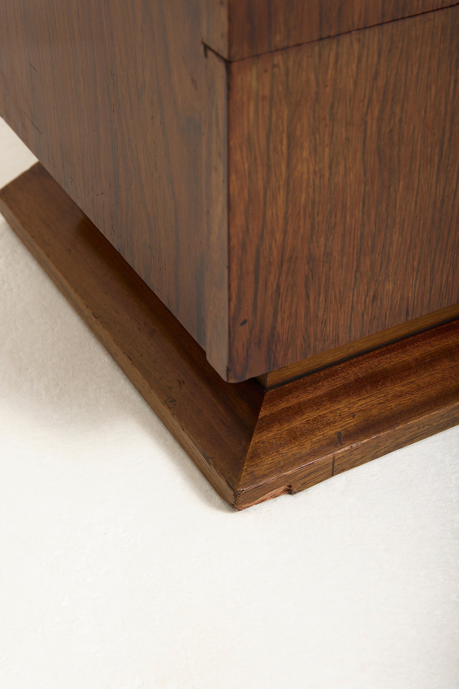 Art Deco Chest of Drawers